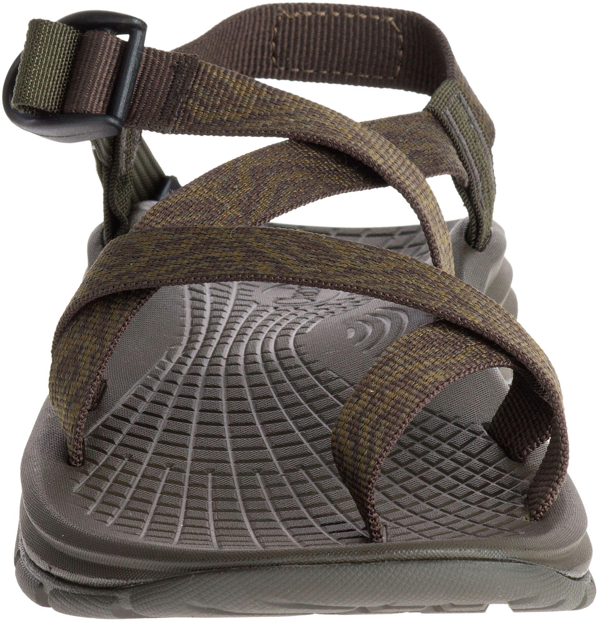 chaco sandals hiking