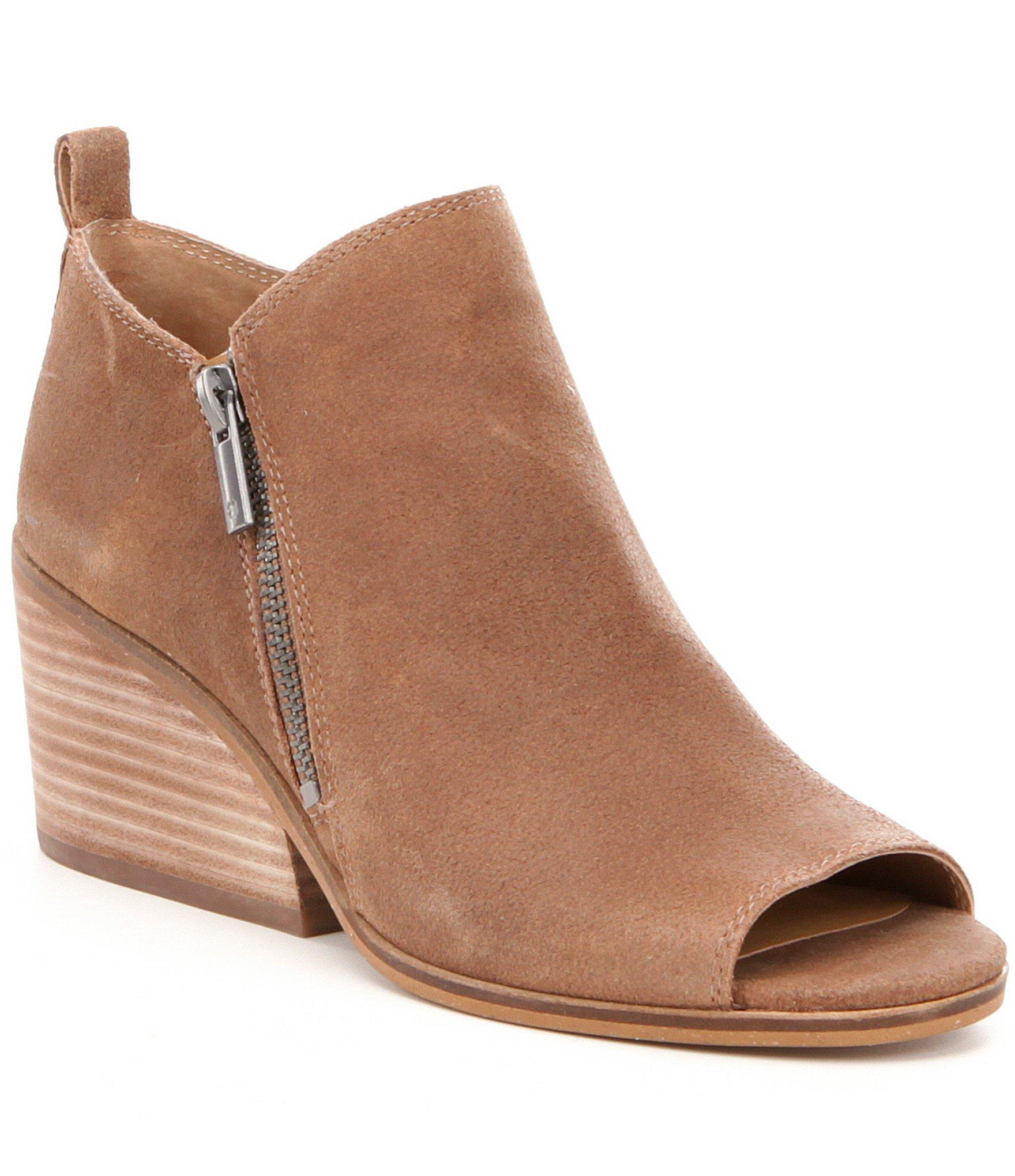 Lucky Brand Sinzeria Leather Peep-toe Stacked Heel Shooties in Brown - Lyst