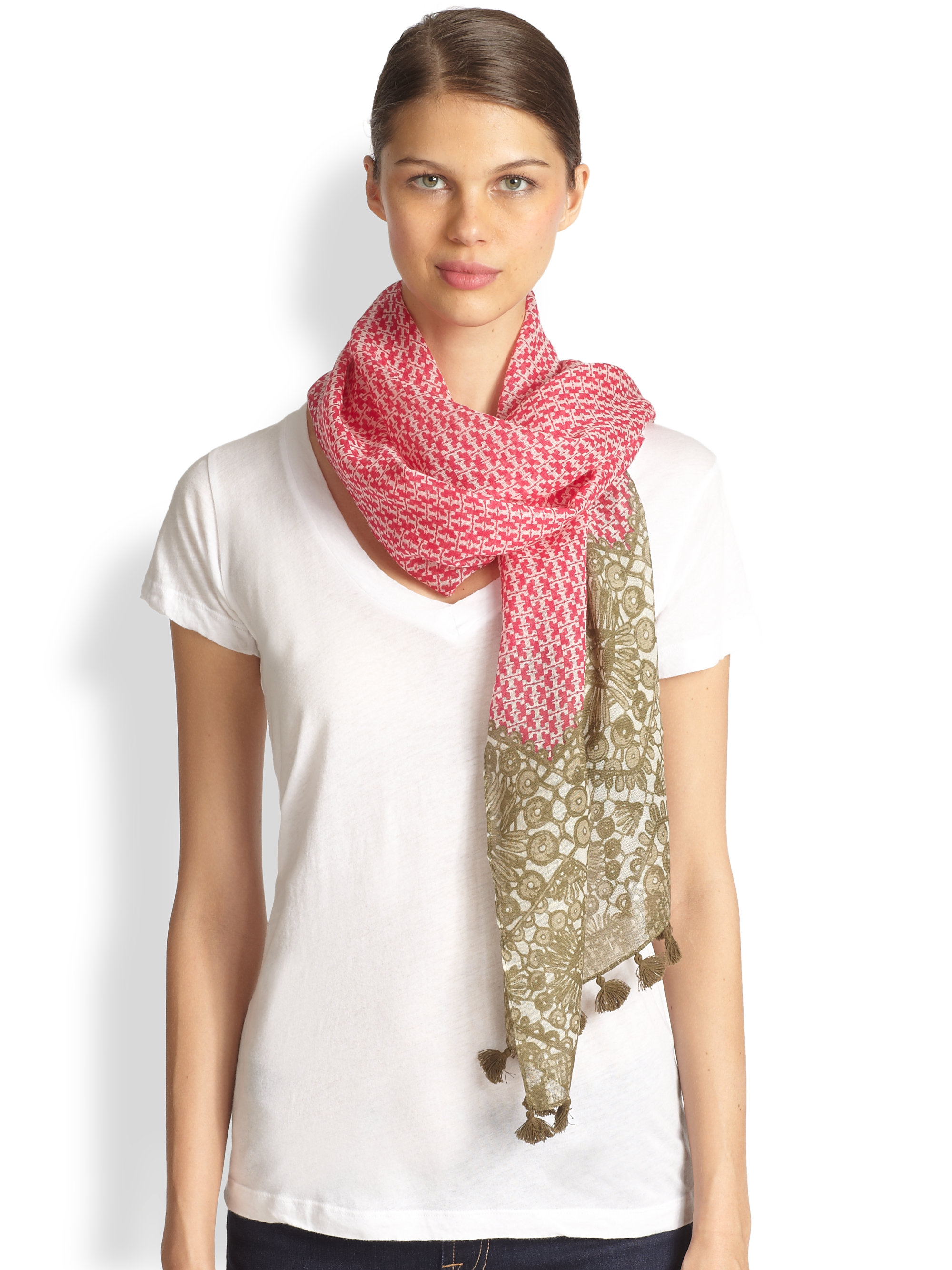 Tory burch Crochet Logo Scarf in Green | Lyst