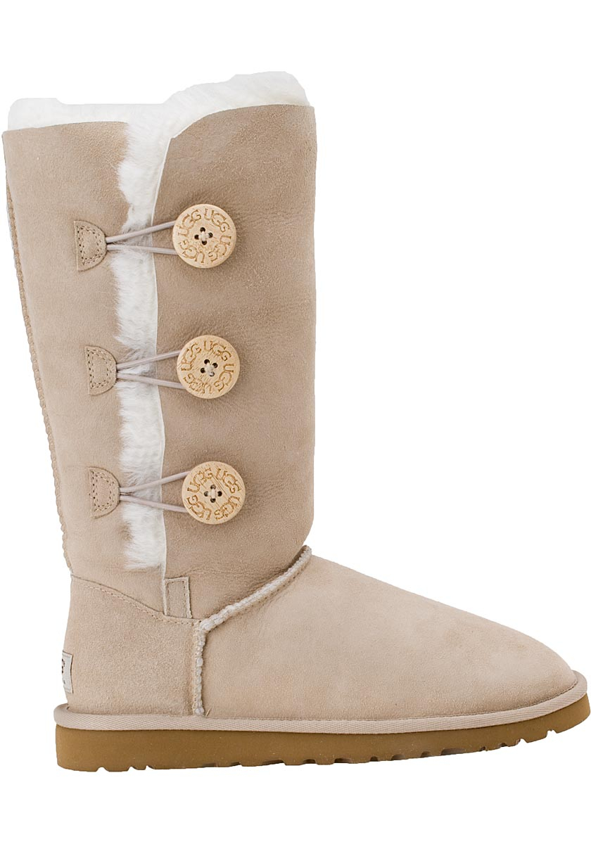 ugg bailey button 3