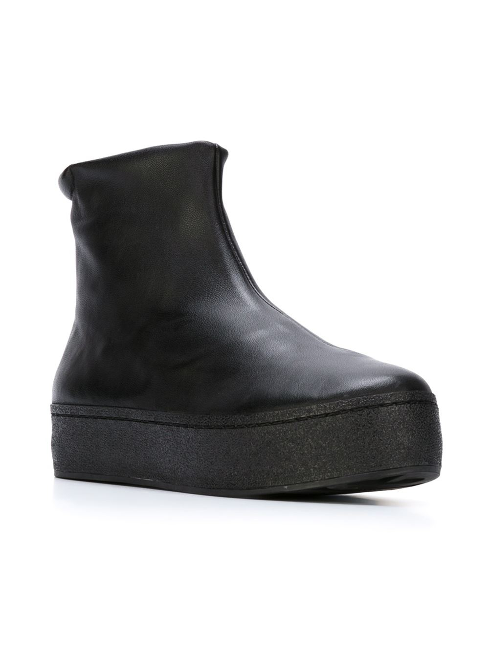 black flatform boots