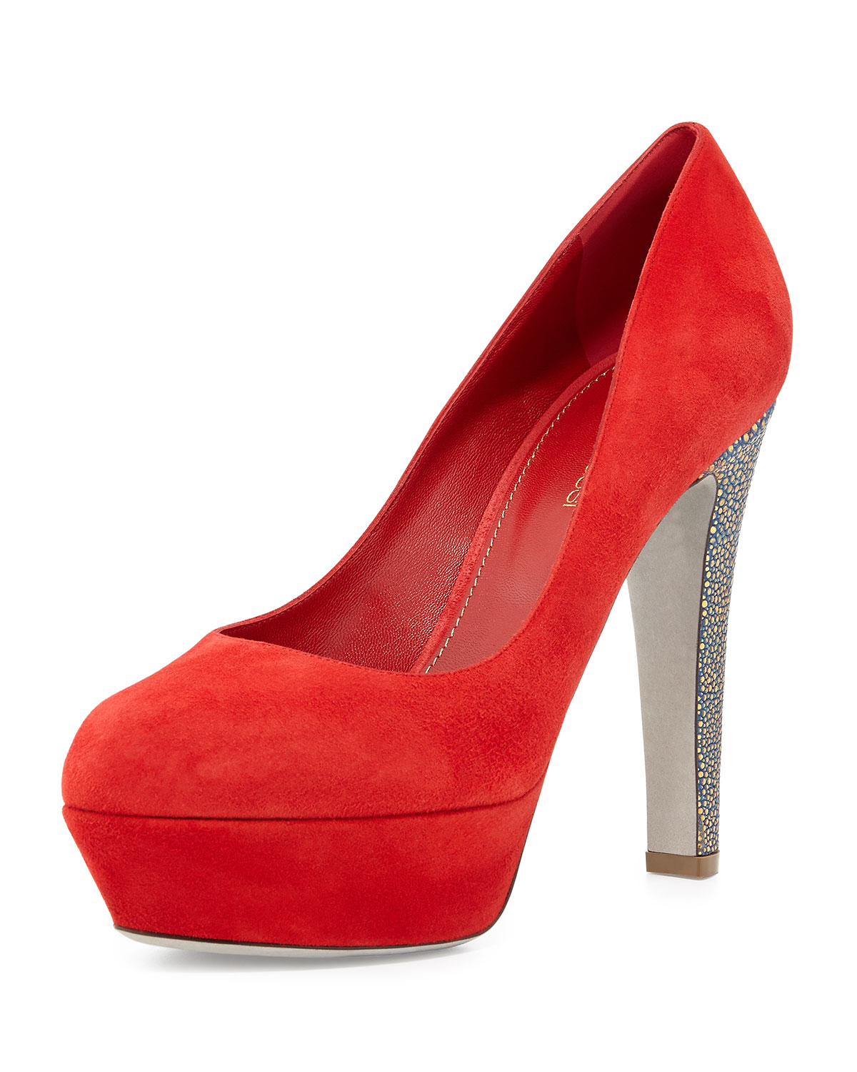 metallic platform pumps