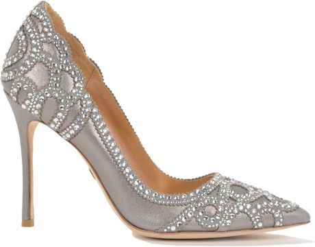 badgley mischka rouge embellished pumps