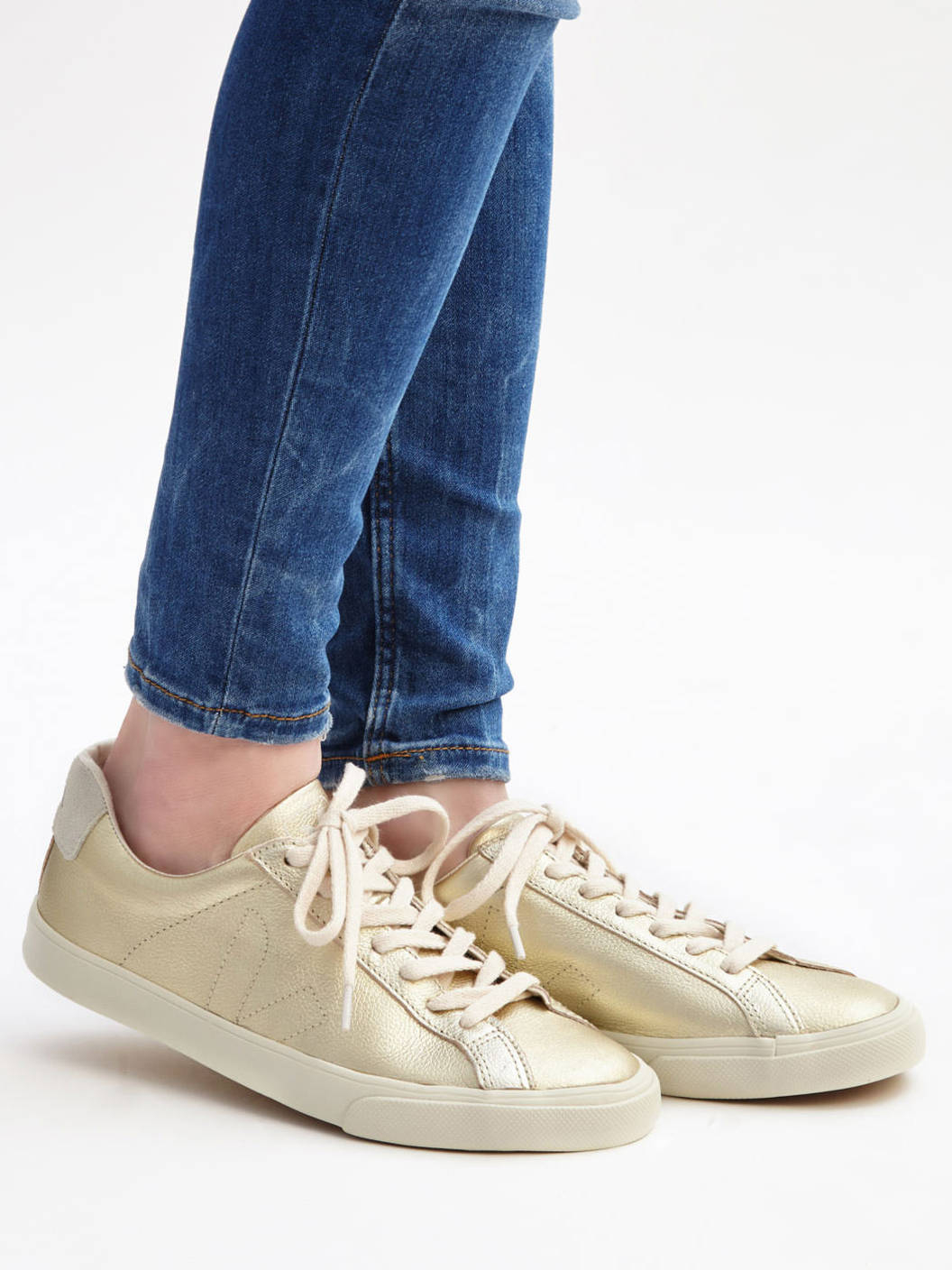 veja esplar metallic sneakers