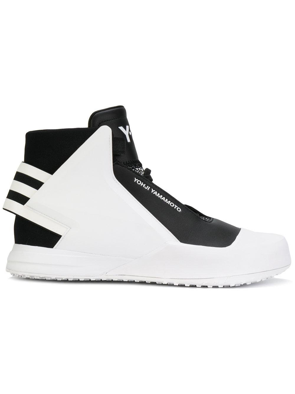 mens white lace up sneakers