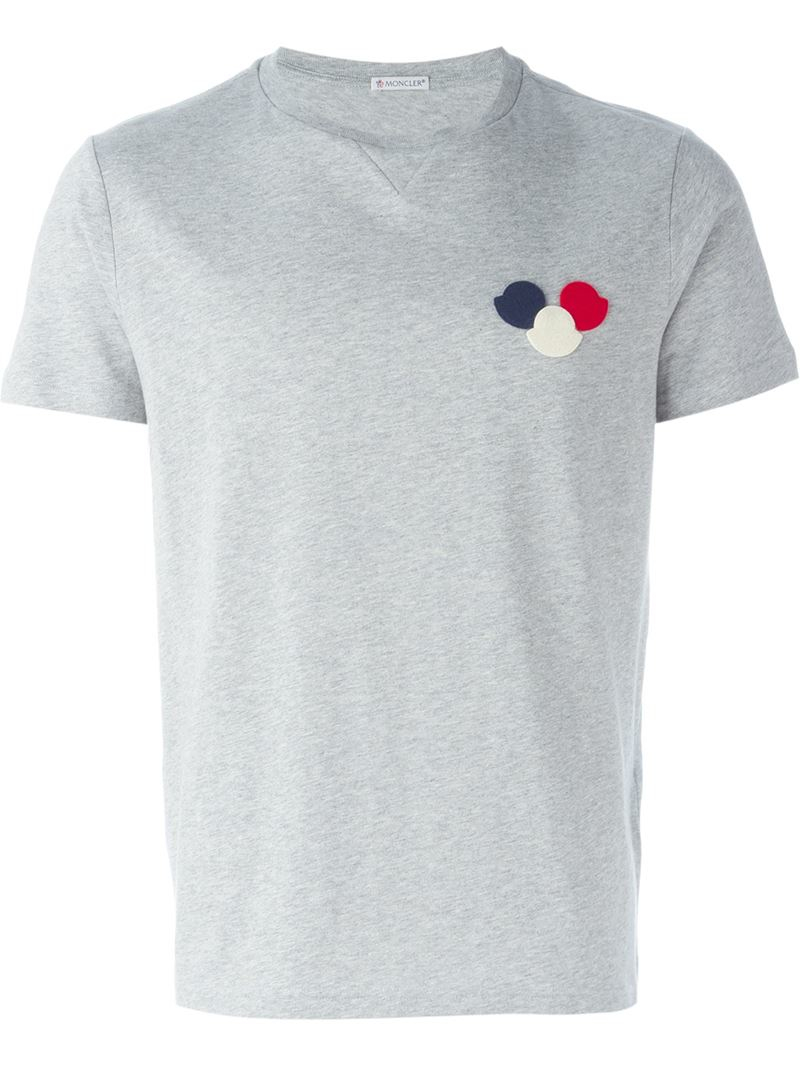 Moncler Logo Patch T-shirt in Gray for Men | Lyst
