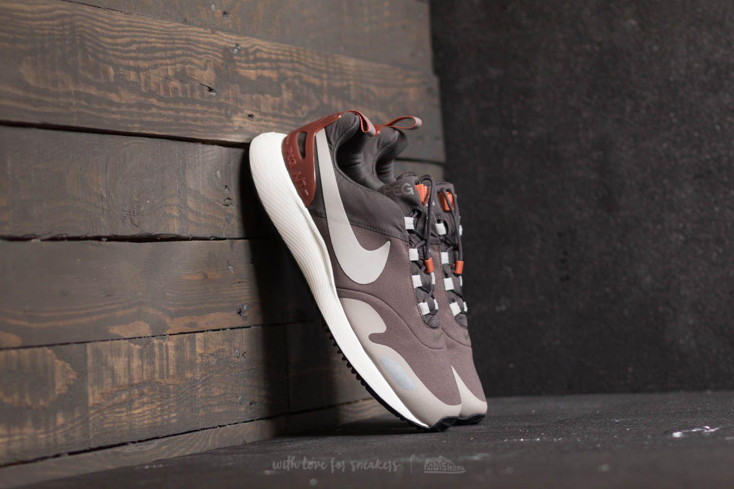 lyst nike air pegasus a / t a mezzanotte e nebbia o ciottoli per gli uomini. lyst nike air pegasus a / t a mezzanotte e nebbia o ciottoli per gli uomini.