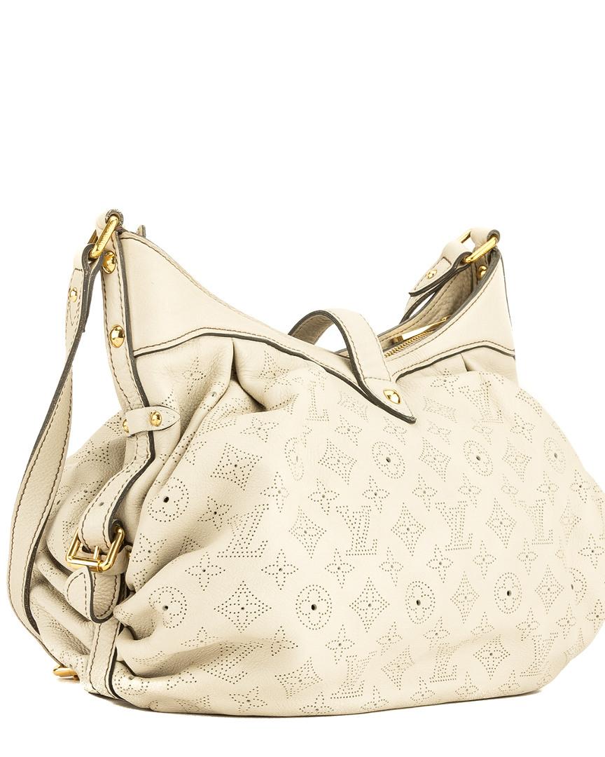 Louis Vuitton White Monogram Mahina Leather XL Bag For Sale at 1stDibs  louis  vuitton white monogram bag, white louis vuitton bag, lv white monogram bag