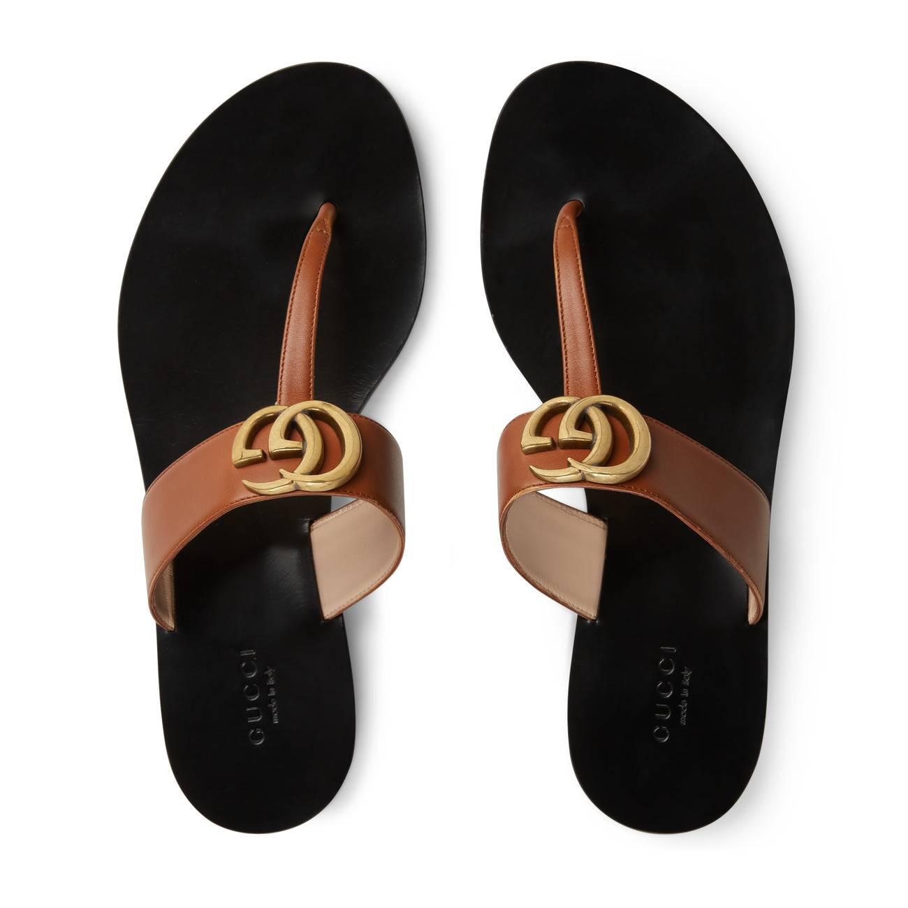 Gucci Leather Thong Sandal With Double G in Brown - Lyst