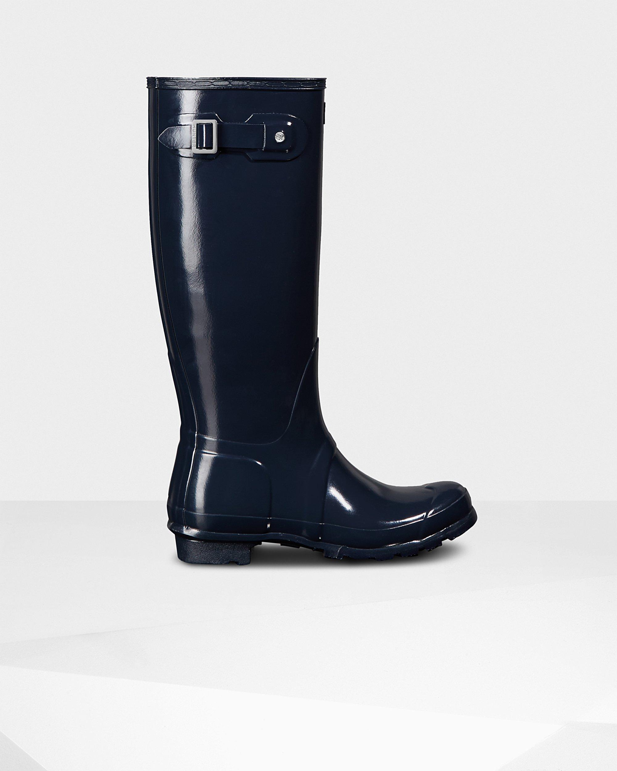 HUNTER Rubber Women's Original Tall Gloss Wellington Boots in Navy ...