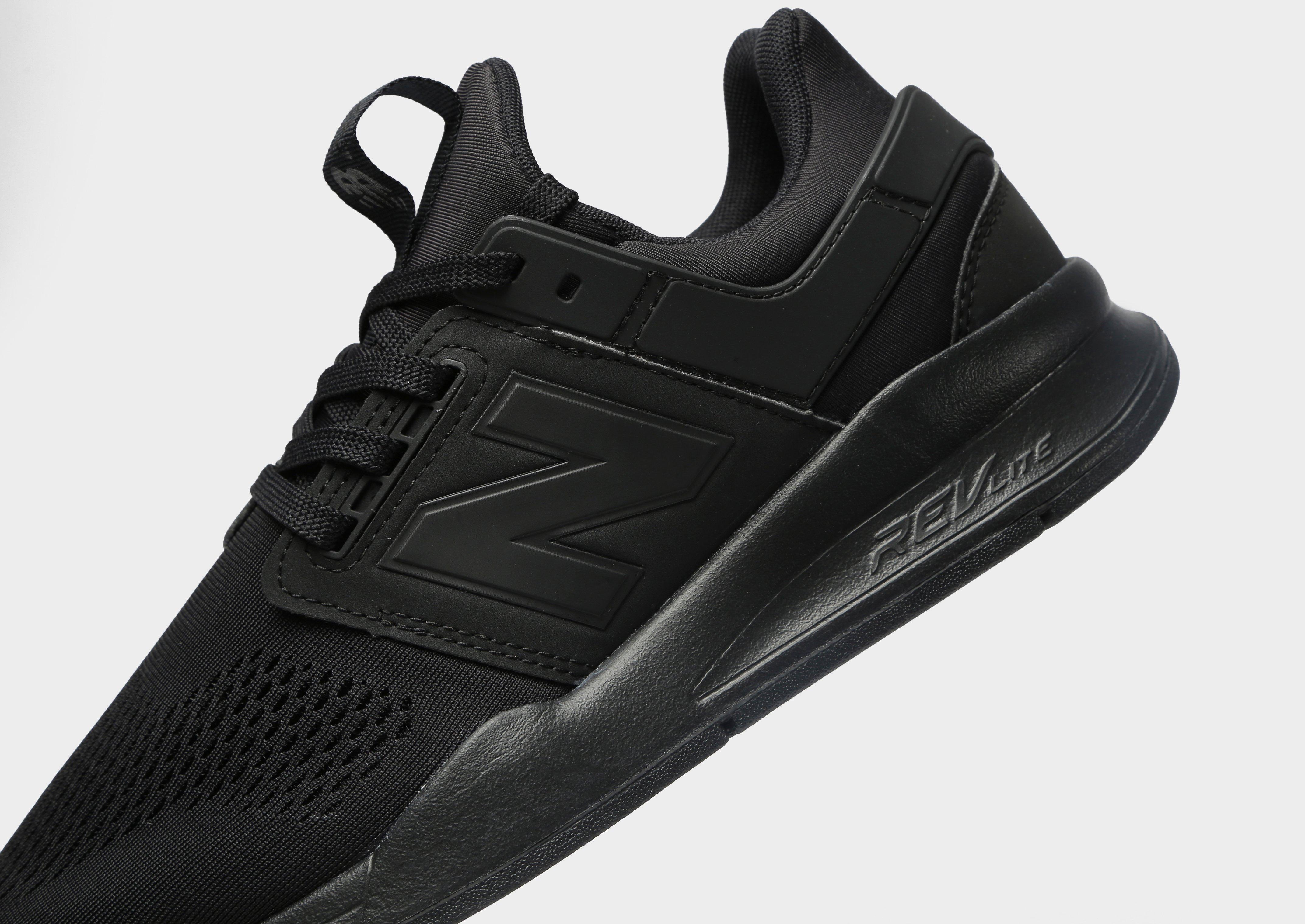 new balance 247 trainers in black mrl247ck