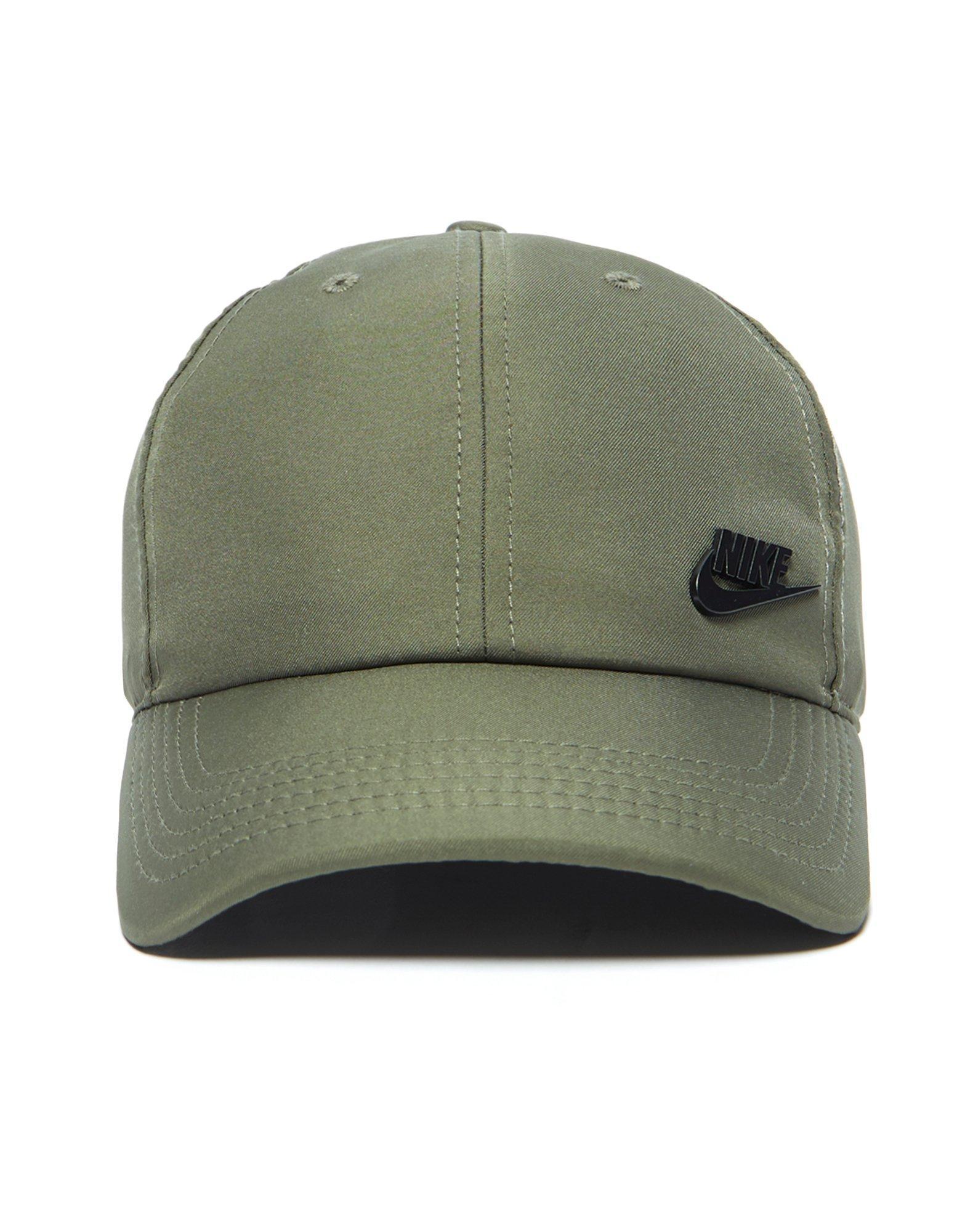 khaki nike hat