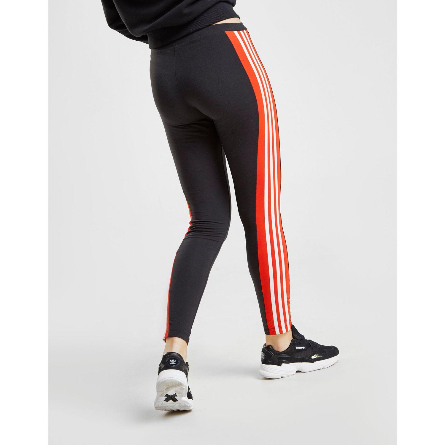 nike 3 stripe leggings