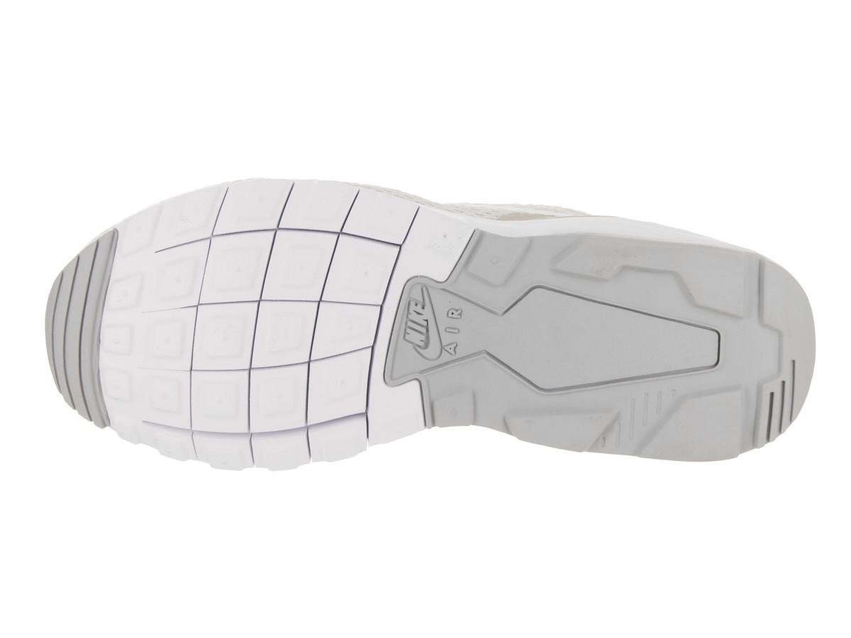 Lyst Nike Air Max Motion Lw Se Pale Greywhitewolf Grey Lyst Nike Air Max Motion Lw Se Pale Greywhitewolf Grey
