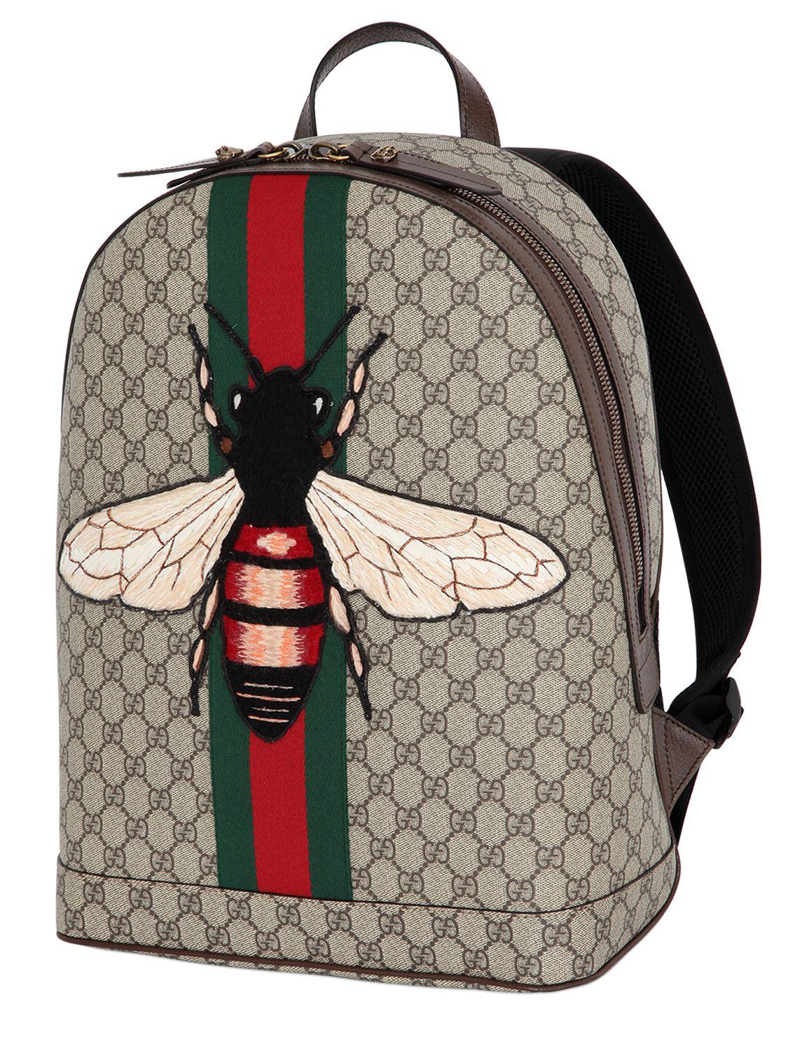 Gucci Bee Patch Gg Supreme Backpack in Natural - Lyst
