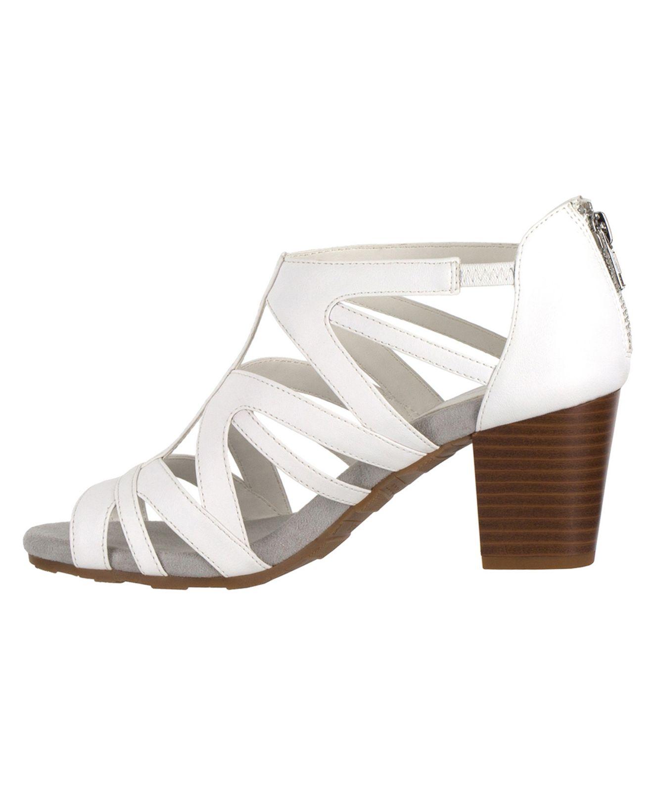 Easy Street Amaze Sandals in White - Save 35% - Lyst