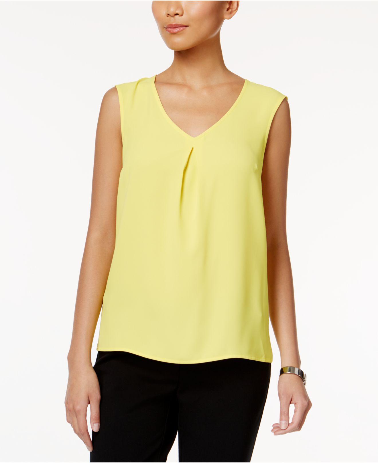 kasper sleeveless v neck to