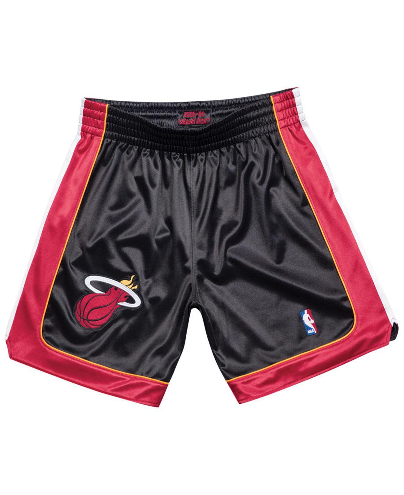 Mitchell & Ness Miami Heat Authentic Nba Shorts in Black for Men - Lyst