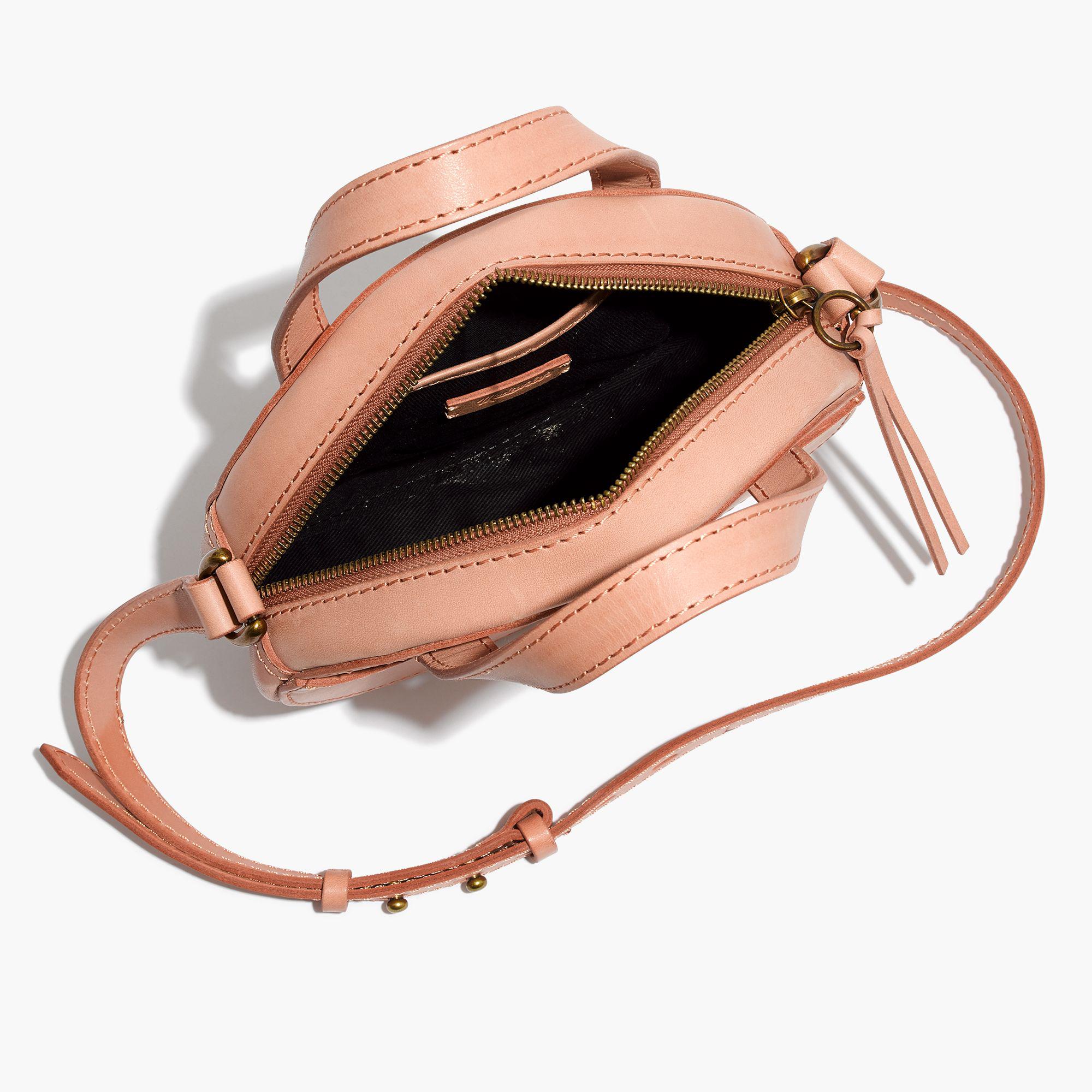 Lyst Madewell The Juno Circle Crossbody Bag In Natural Gallery