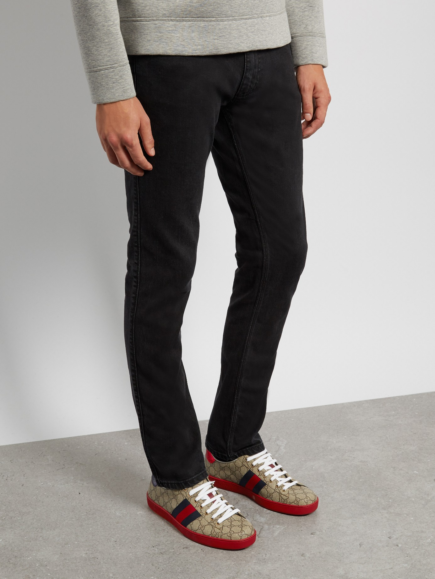 ace gg supreme sneaker outfit