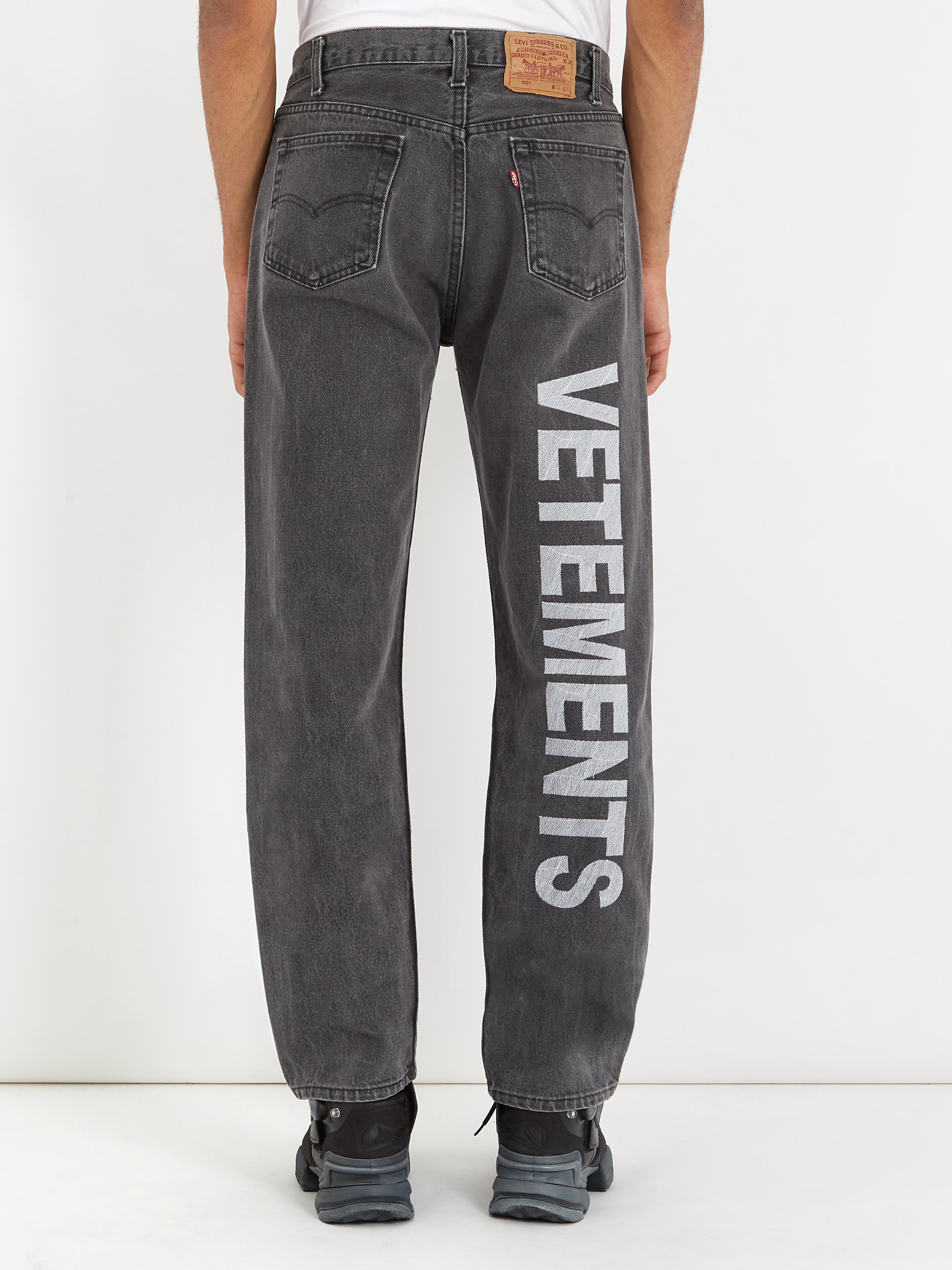 levi's black joggers