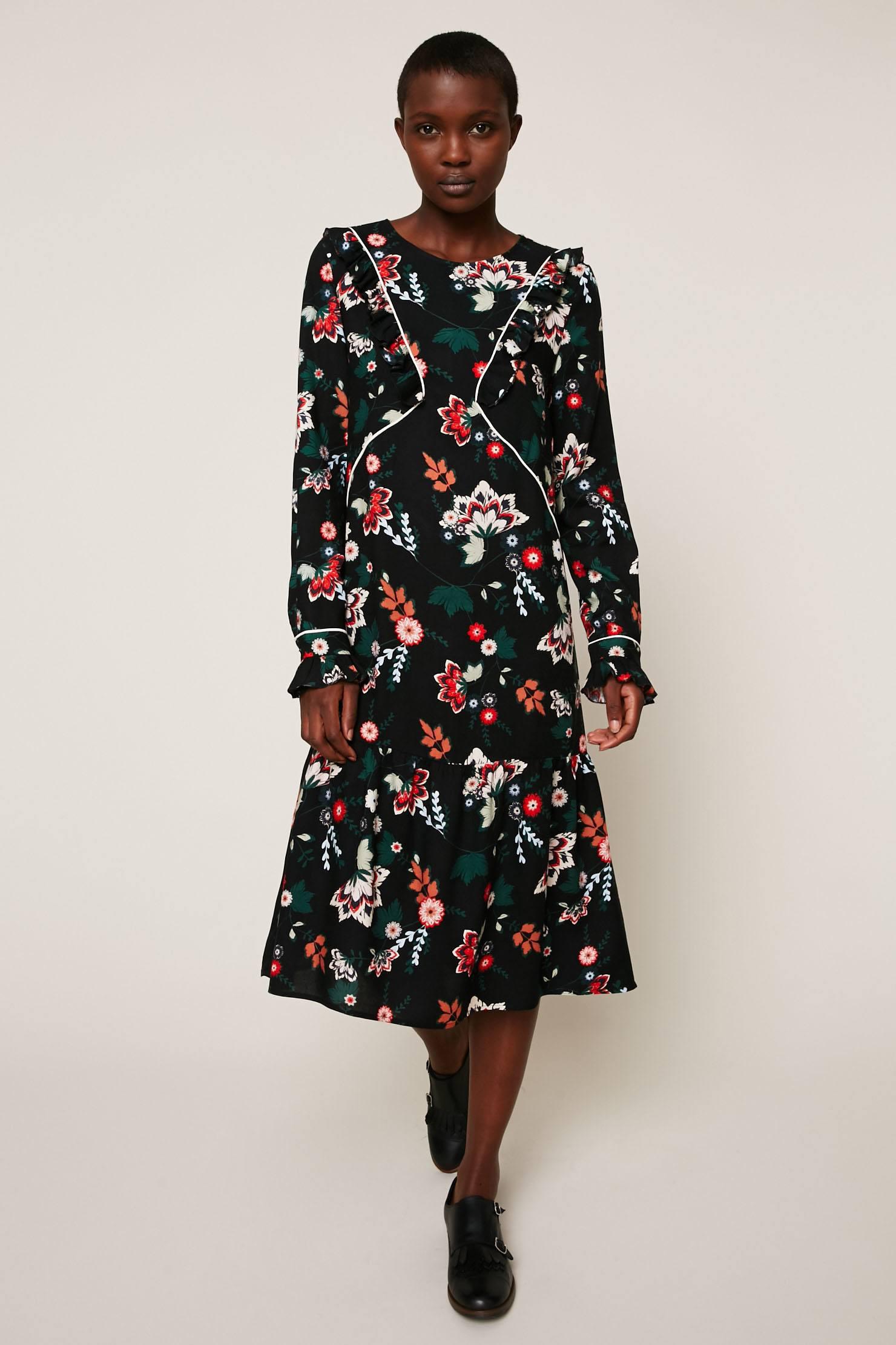 Lyst Vila Midlength Dresse in Black