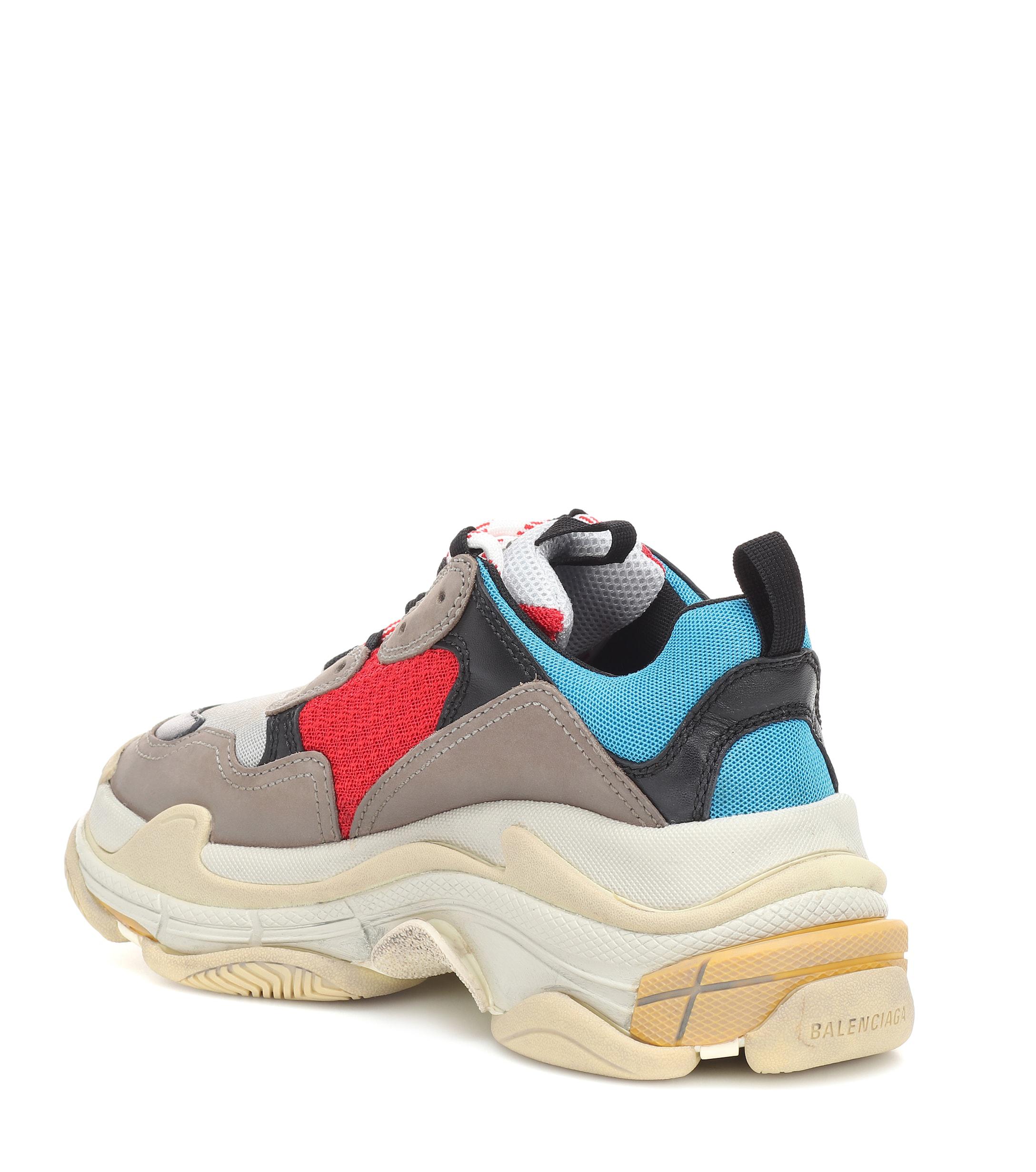 Hotelkalingaashok Balenciaga Triple S Women Black - Main Image
