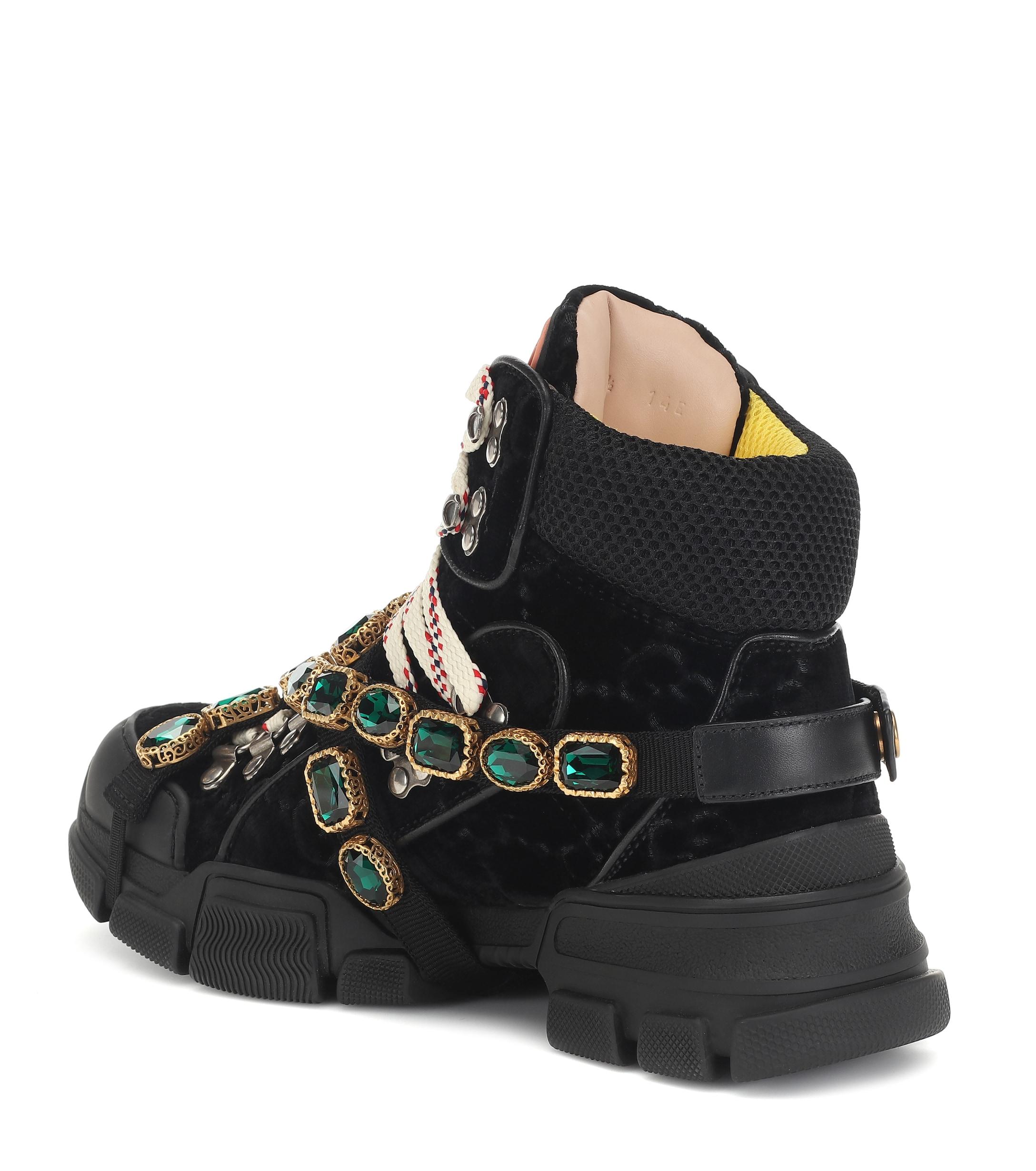 Gucci Flashtrek Velvet Sneakers in Black - Lyst