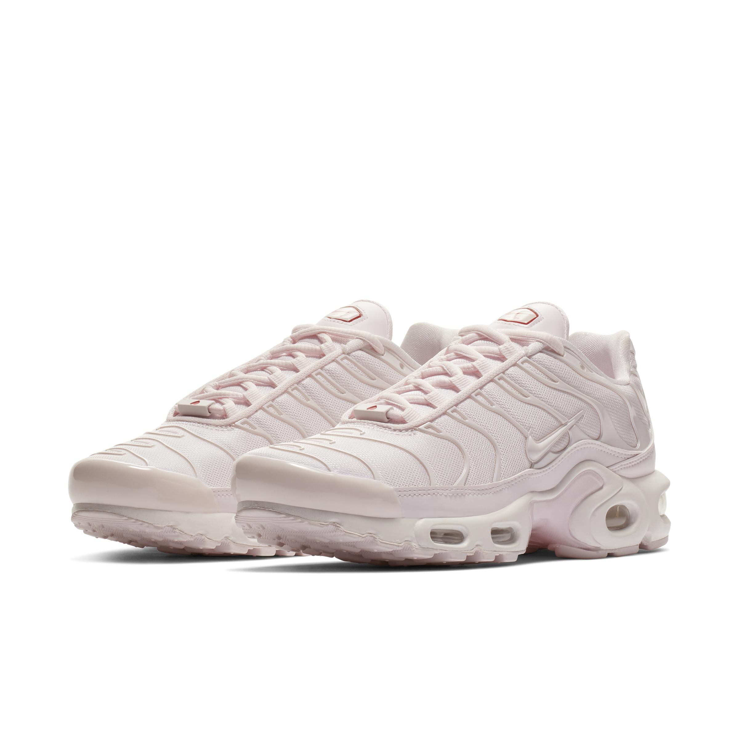 Nike Synthetik Air Max Plus TN SE Damenschuh in Pink Lyst Nike Synthetik Air Max Plus TN SE Damenschuh in Pink Lyst