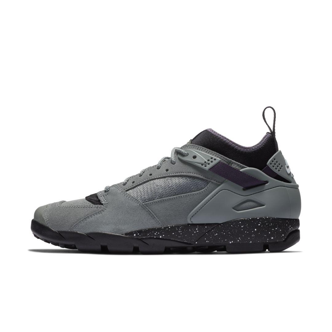 nike acg grey running shoes