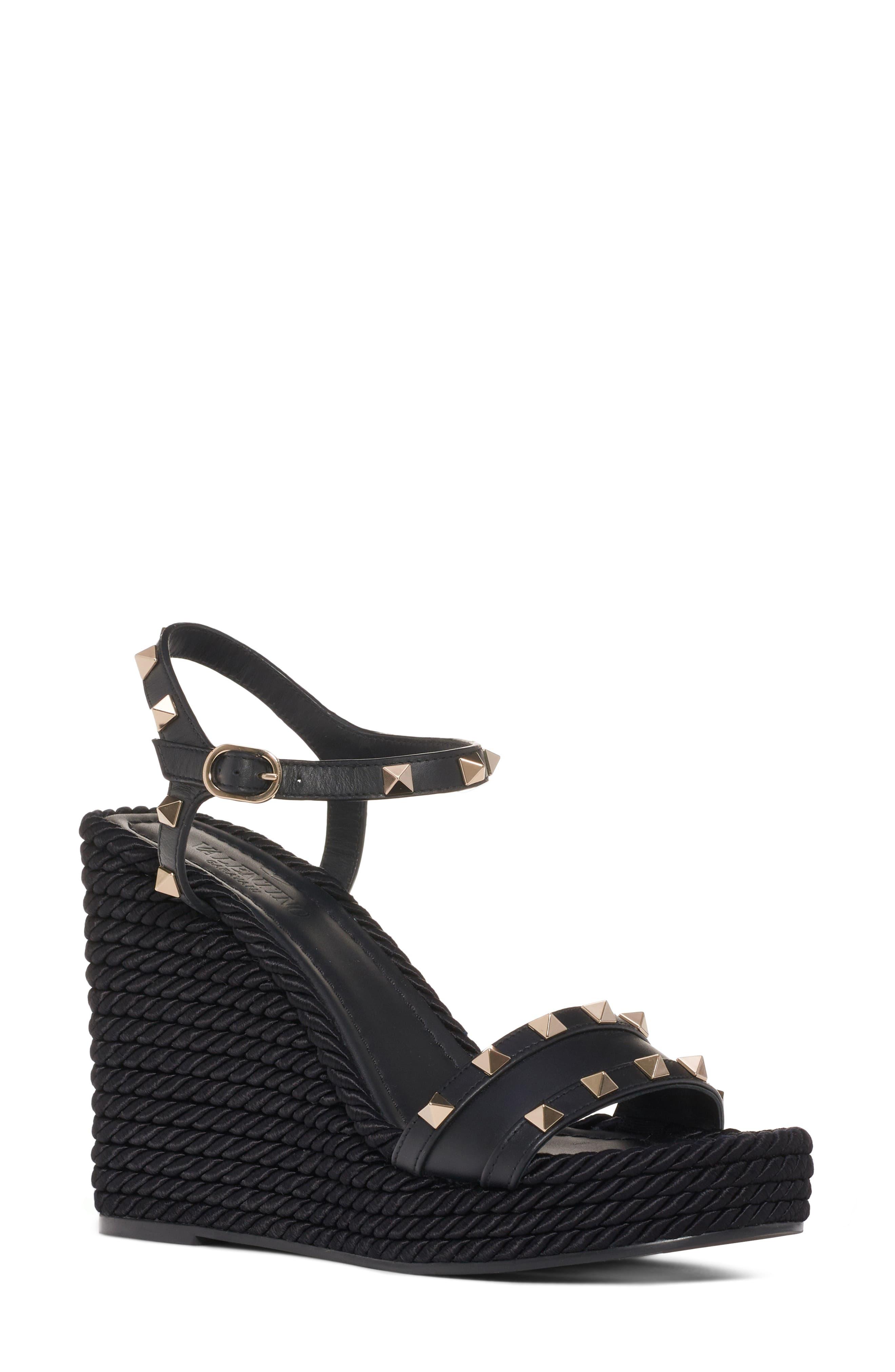 Valentino Rockstud Torchon Espadrille Wedge in Black - Lyst