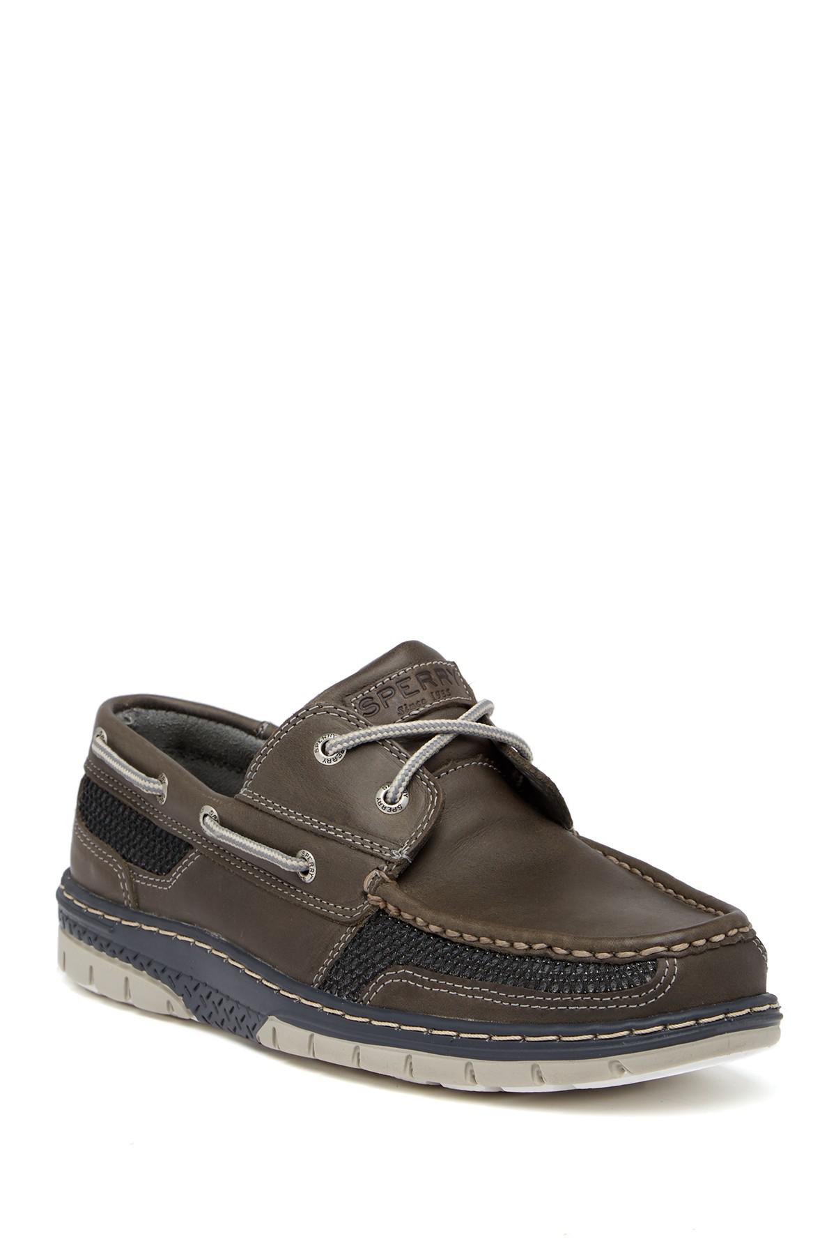 Sperry top sider billfish 3 eye boat shoe sale The Dockers® Vargas Boat Shoes are classic hand sewn shoes crafted from rich leather. The upper is made of soft genuine construction. The boat shoes feature patterned chambray linings and have a cushioned EVA foot bed with molded heel cup.