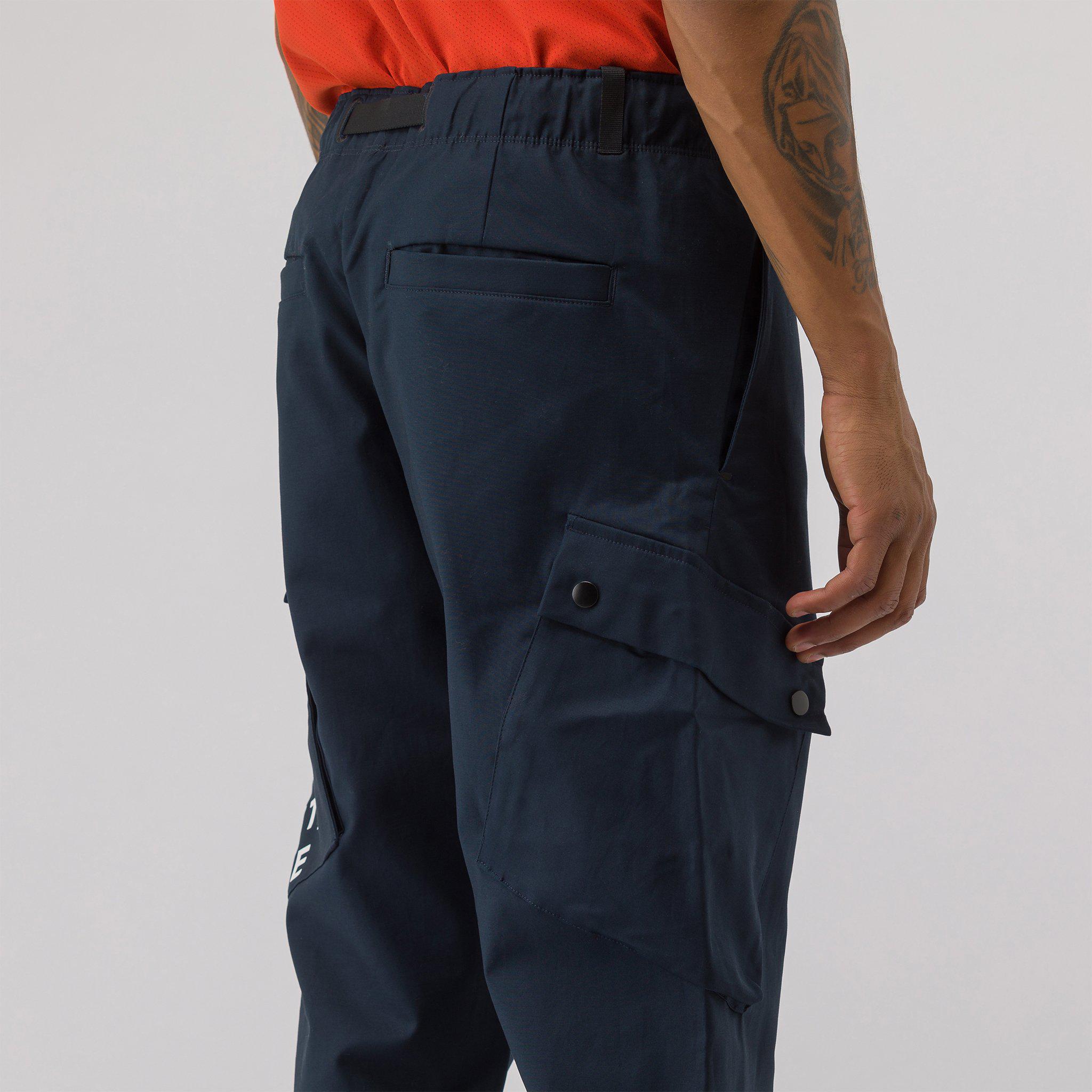 nike cargo pants blue