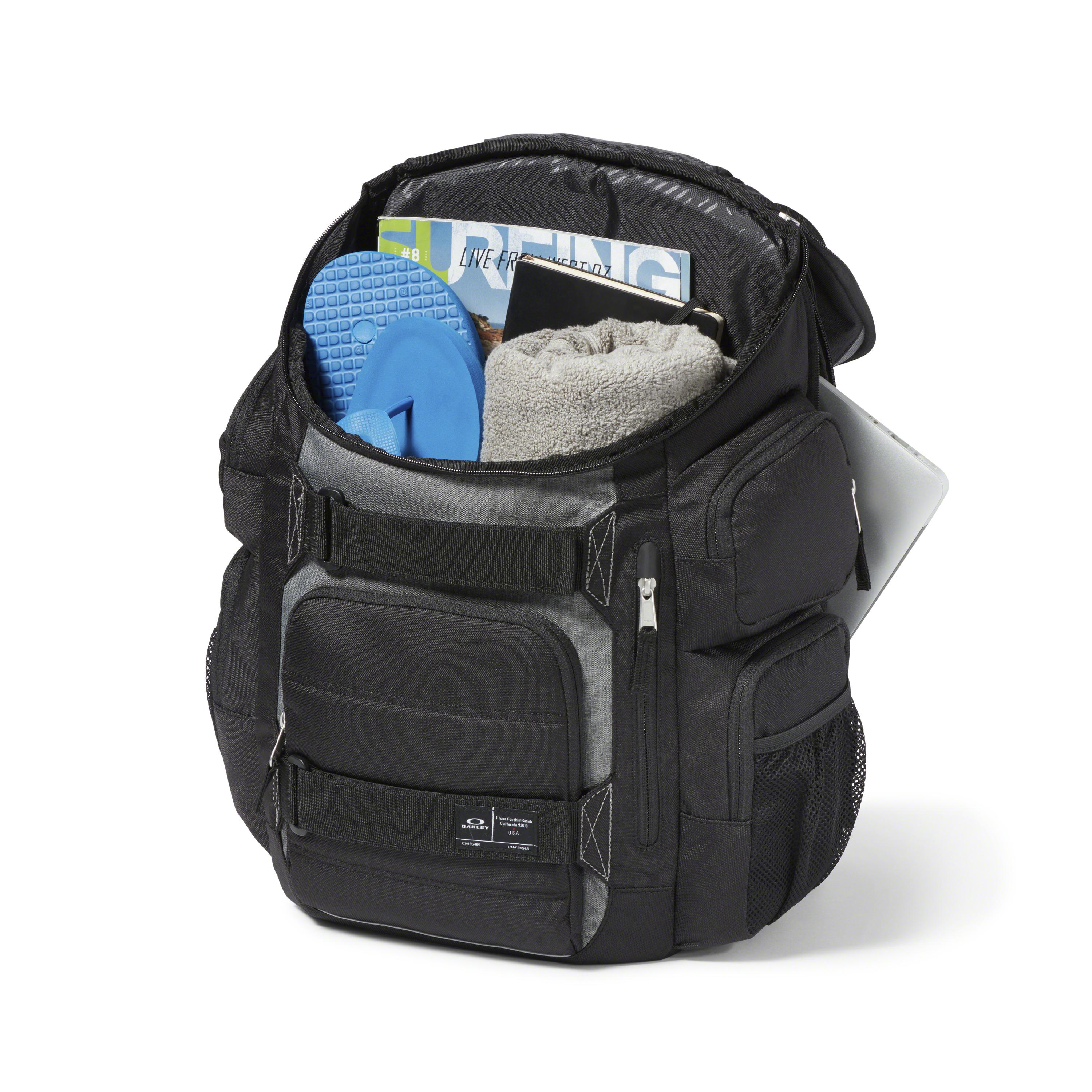 oakley enduro 30l oakley enduro 30l
