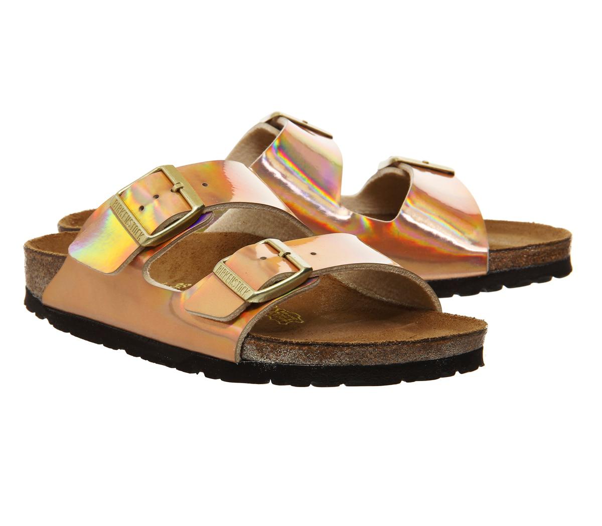 moschino thong sandals