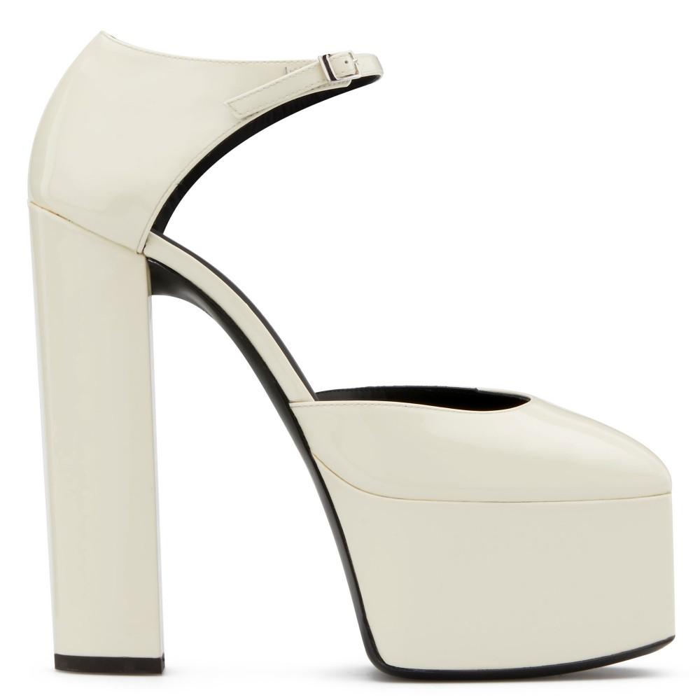 giuseppe zanotti bebe sandals