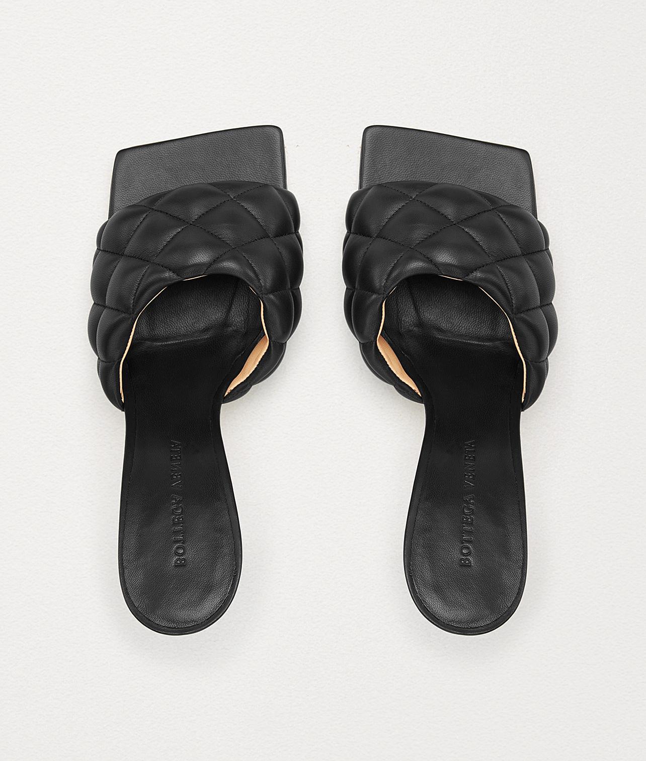 Bottega Veneta Leather Padded Sandals In Nappa Dream in Nero (Black) - Lyst