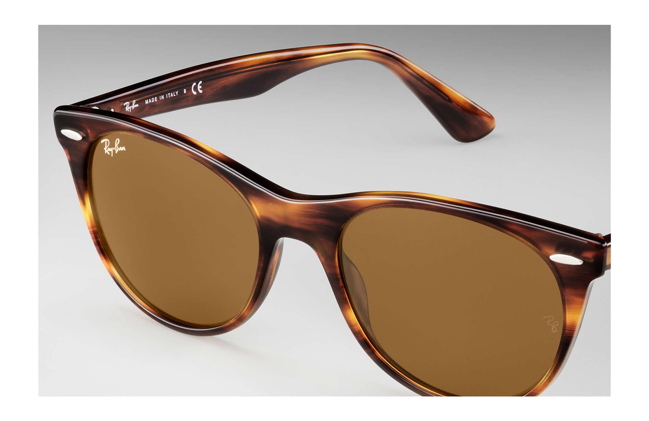 Ray-Ban Wayfarer Ii Classic Striped Havana in Brown - Lyst