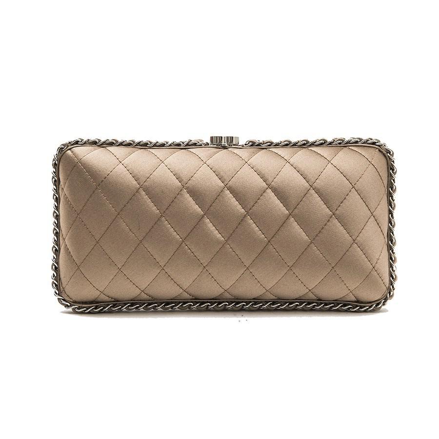 gold clutch chanel