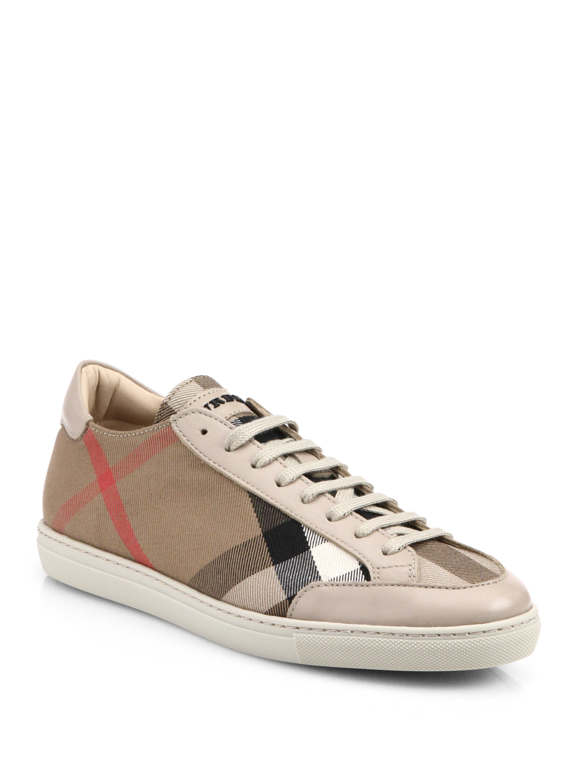 saks fifth avenue burberry shoes