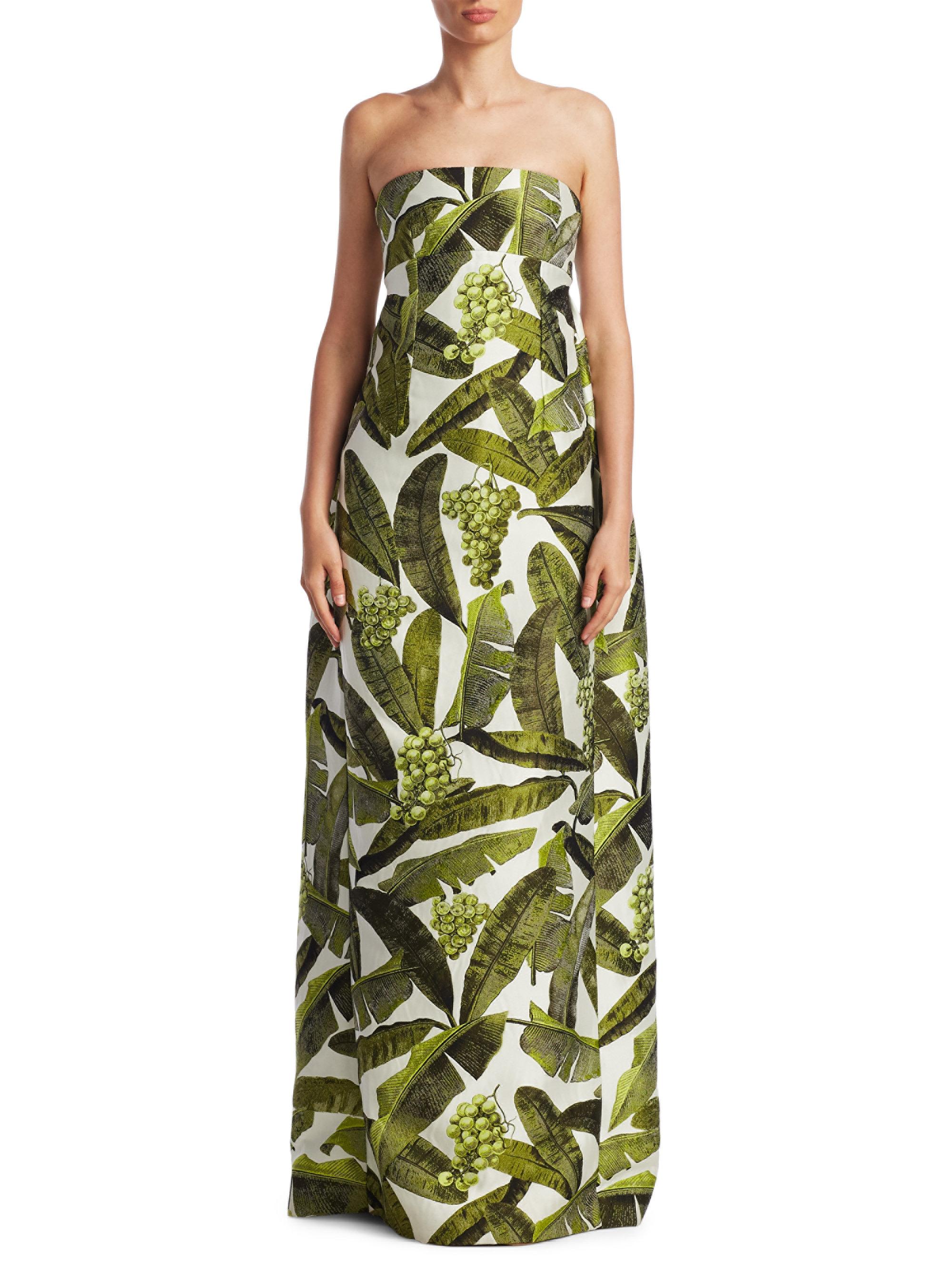 oscar de la renta gown
