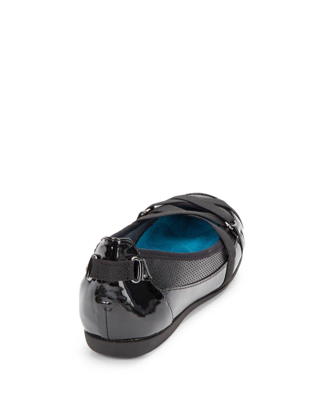 adrienne vittadini flats