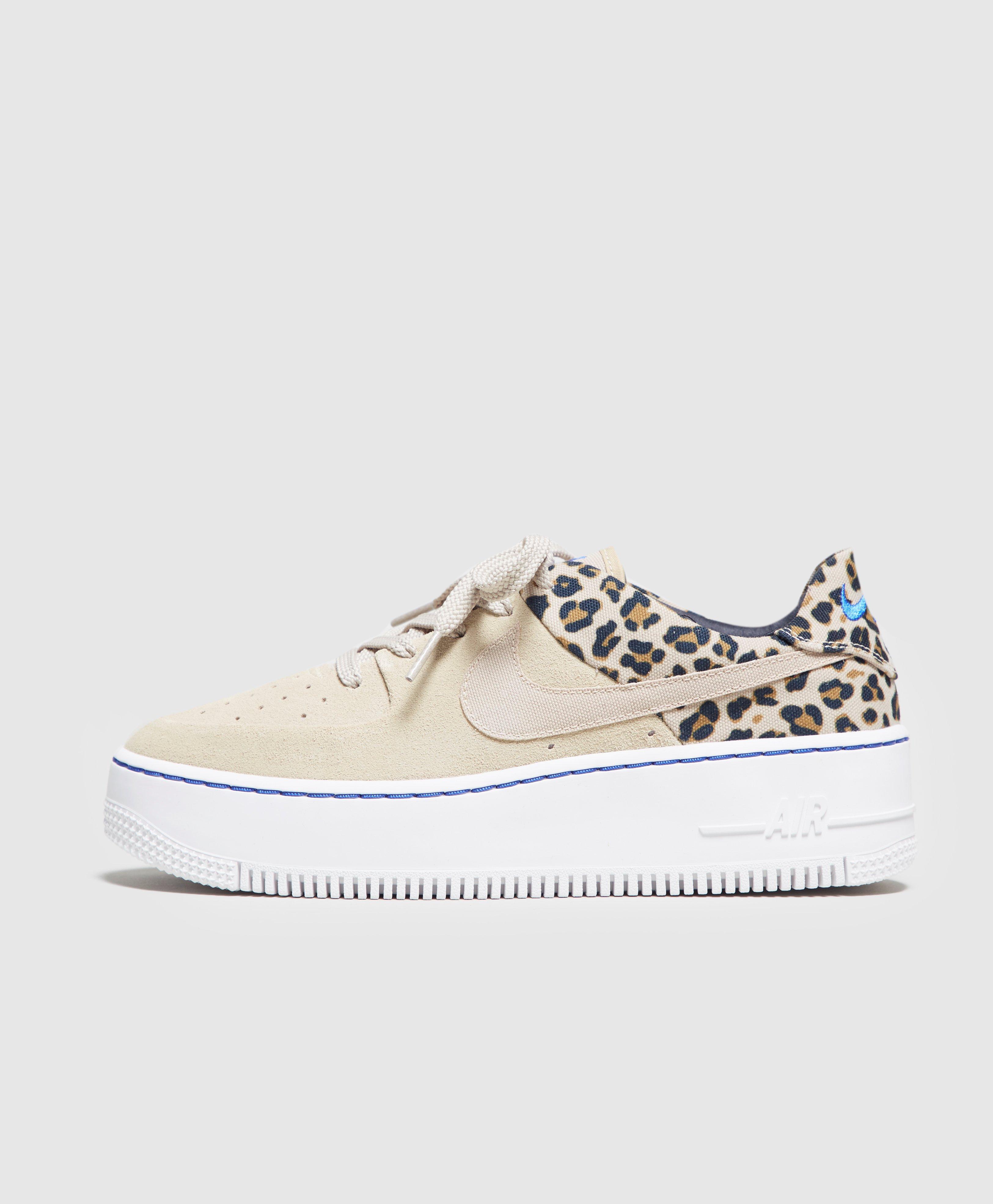 Nike Air Force 1 AF1 WMNS Air Force 1 LX Women Men Yellow Leopard Latest Nike Air Force 1 AF1 WMNS Air Force 1 LX Women Men Yellow Leopard Latest