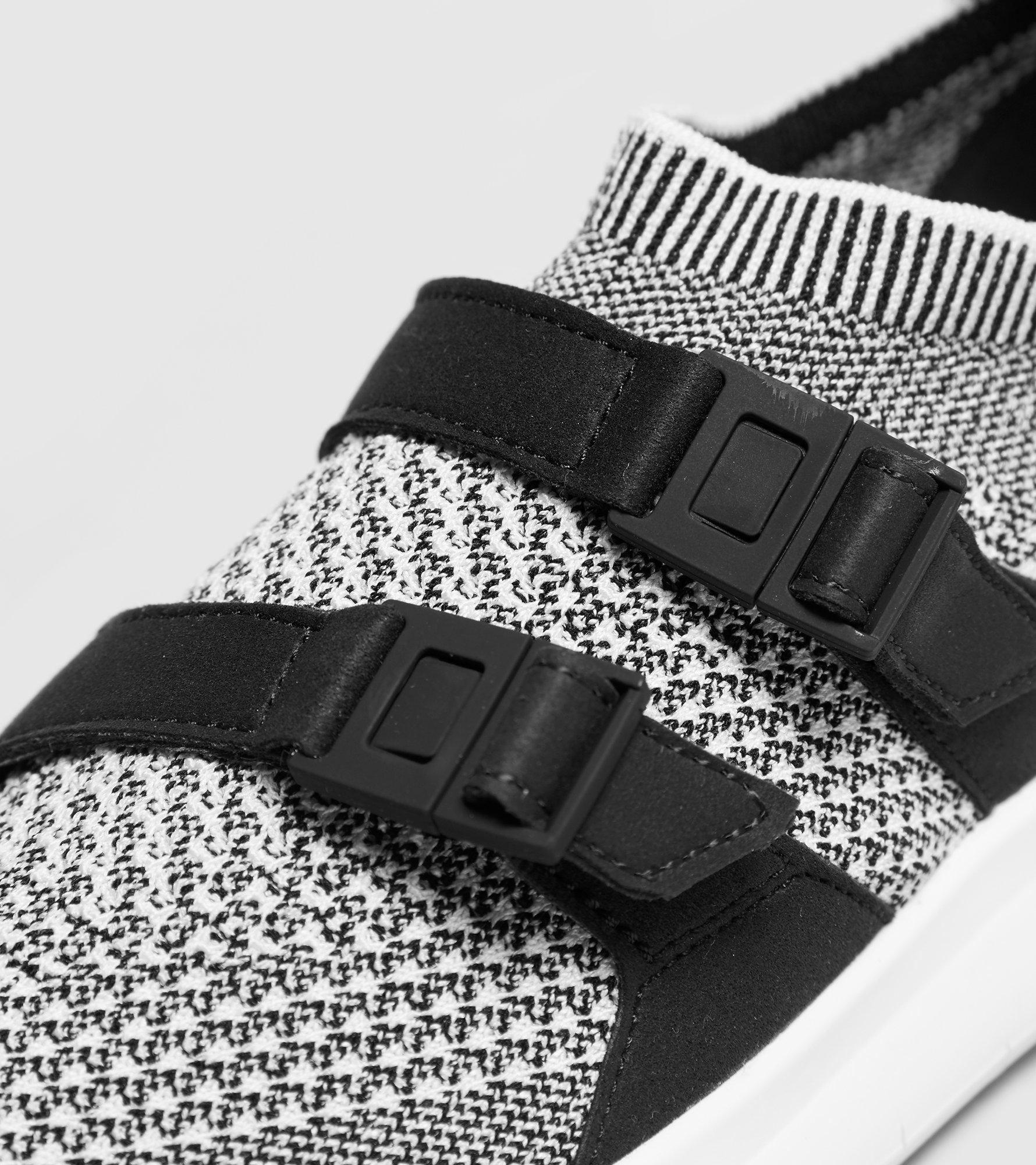 wear socks with flyknit