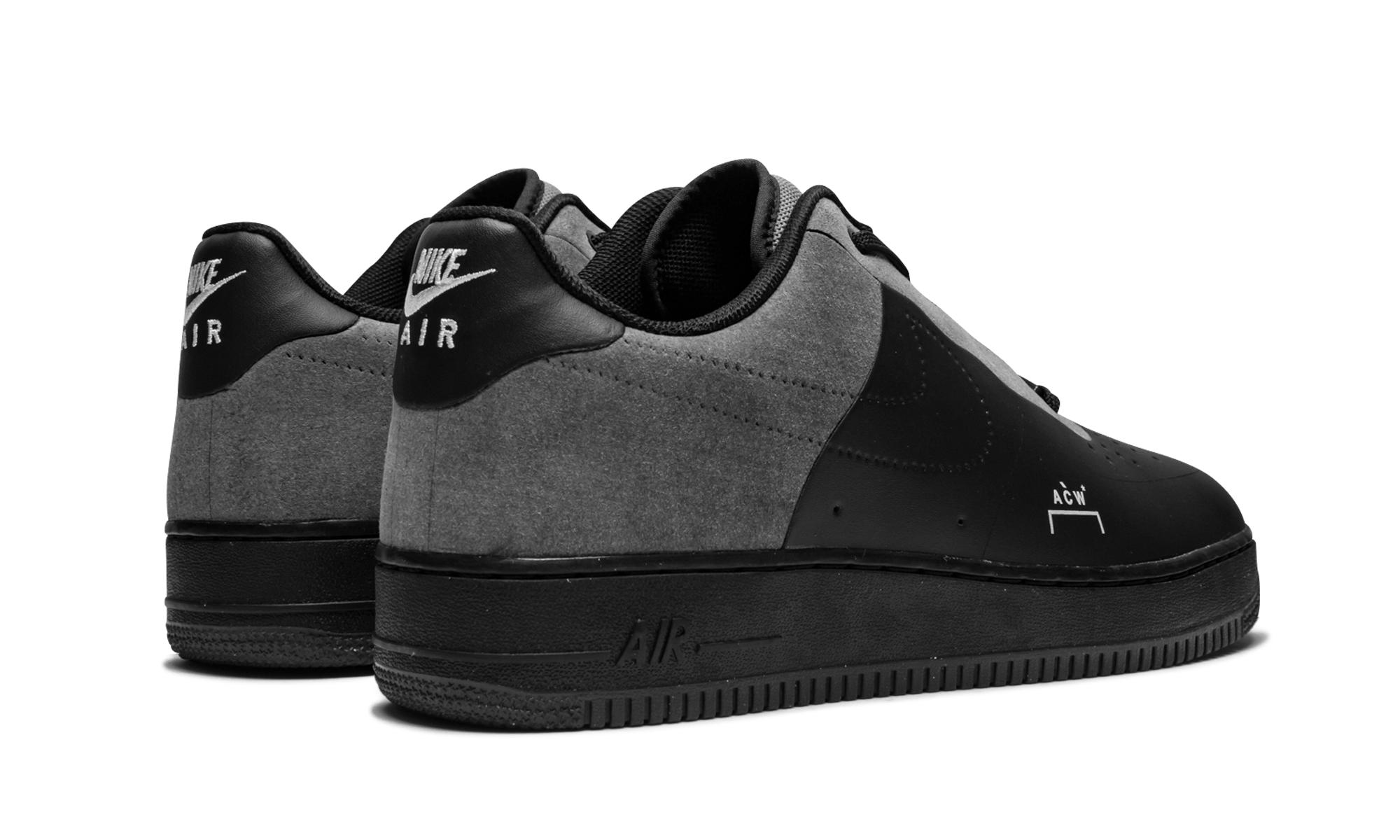 black mens air force 1