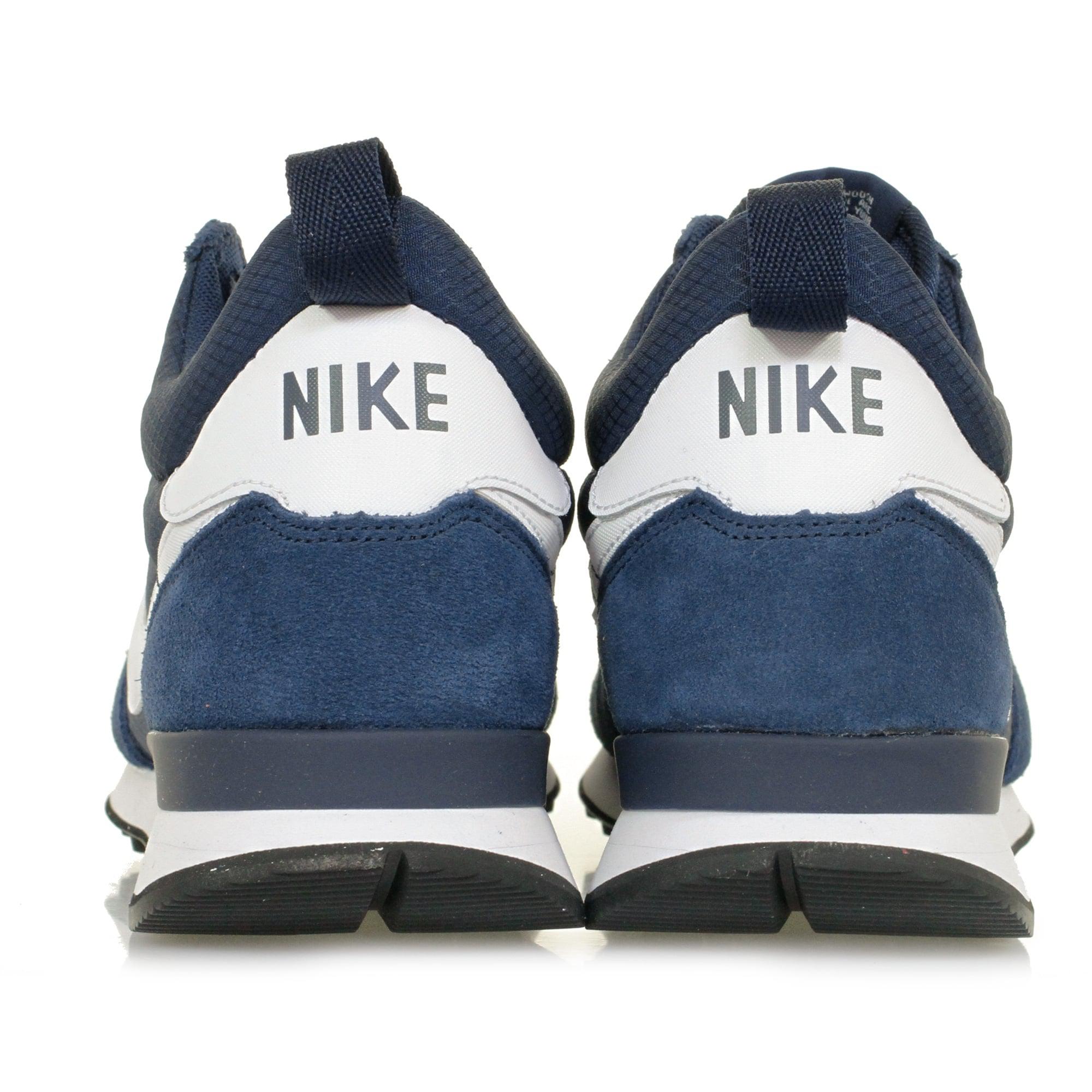 navy nike trainers mens