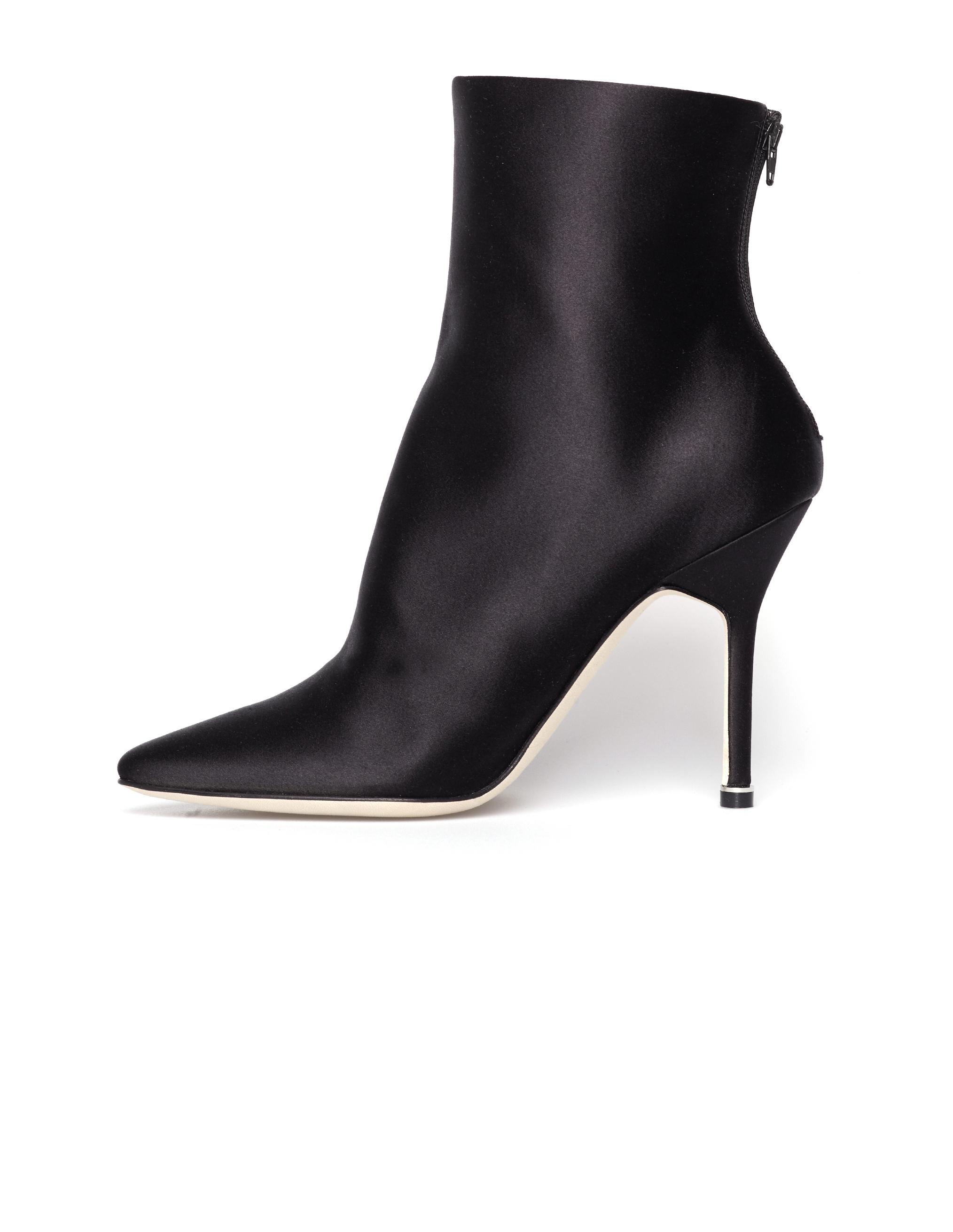 Vetements Silk X Manolo Blahnik Ankle Boots in Black - Lyst
