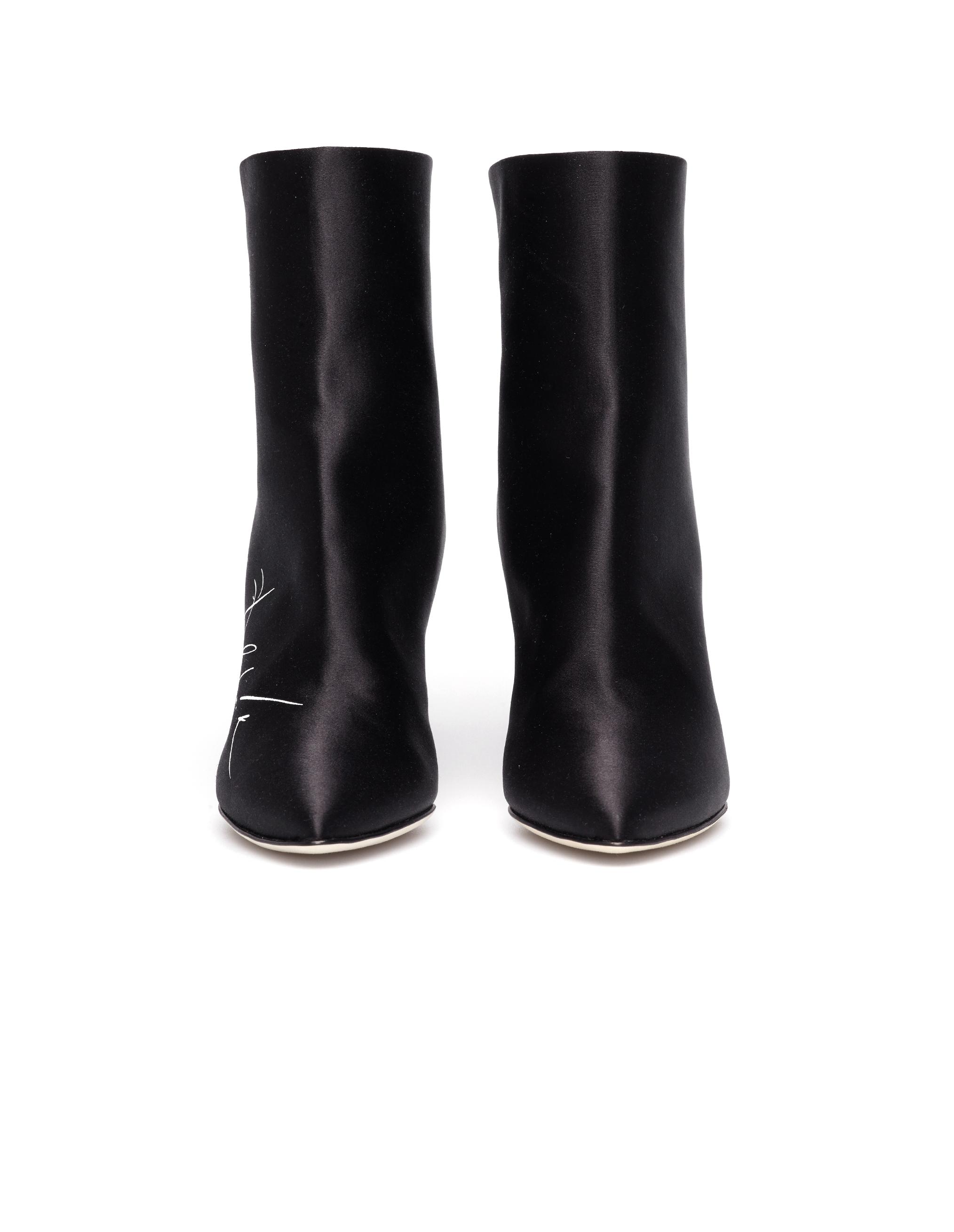 vetements x manolo blahnik satin boots