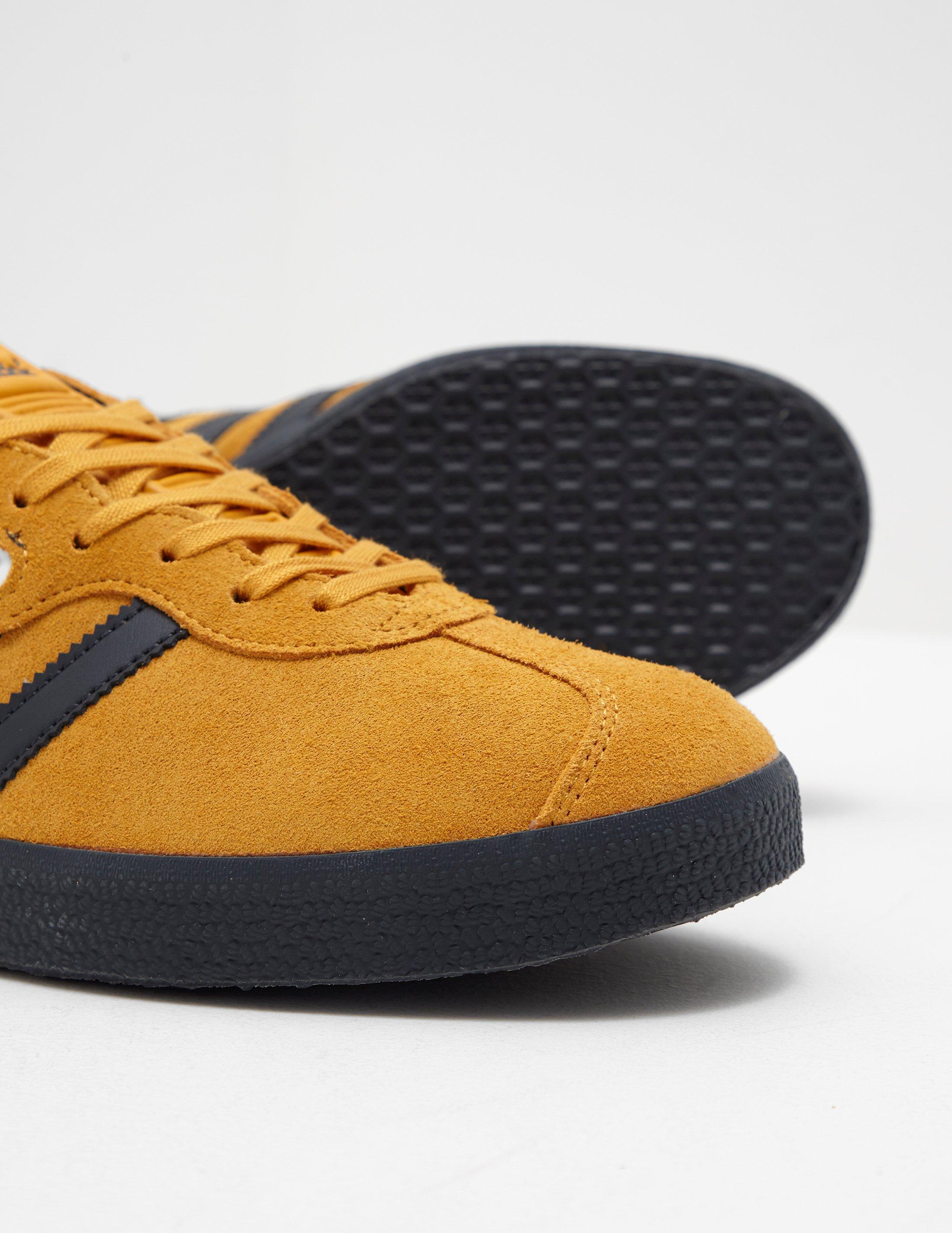 adidas gazelle super yellow black