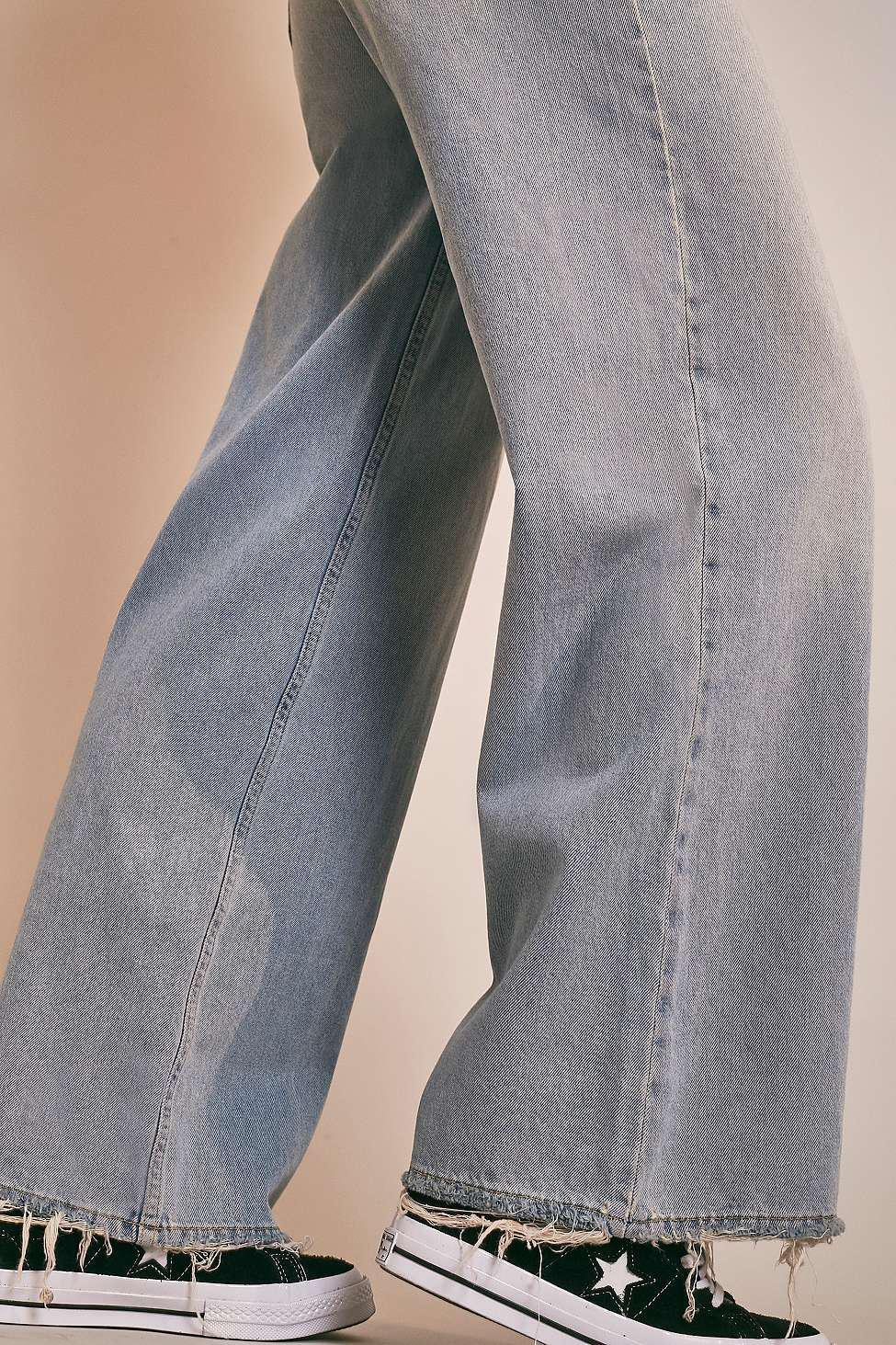 BDG Denim Bleached Puddle Jeans in Blue - Lyst